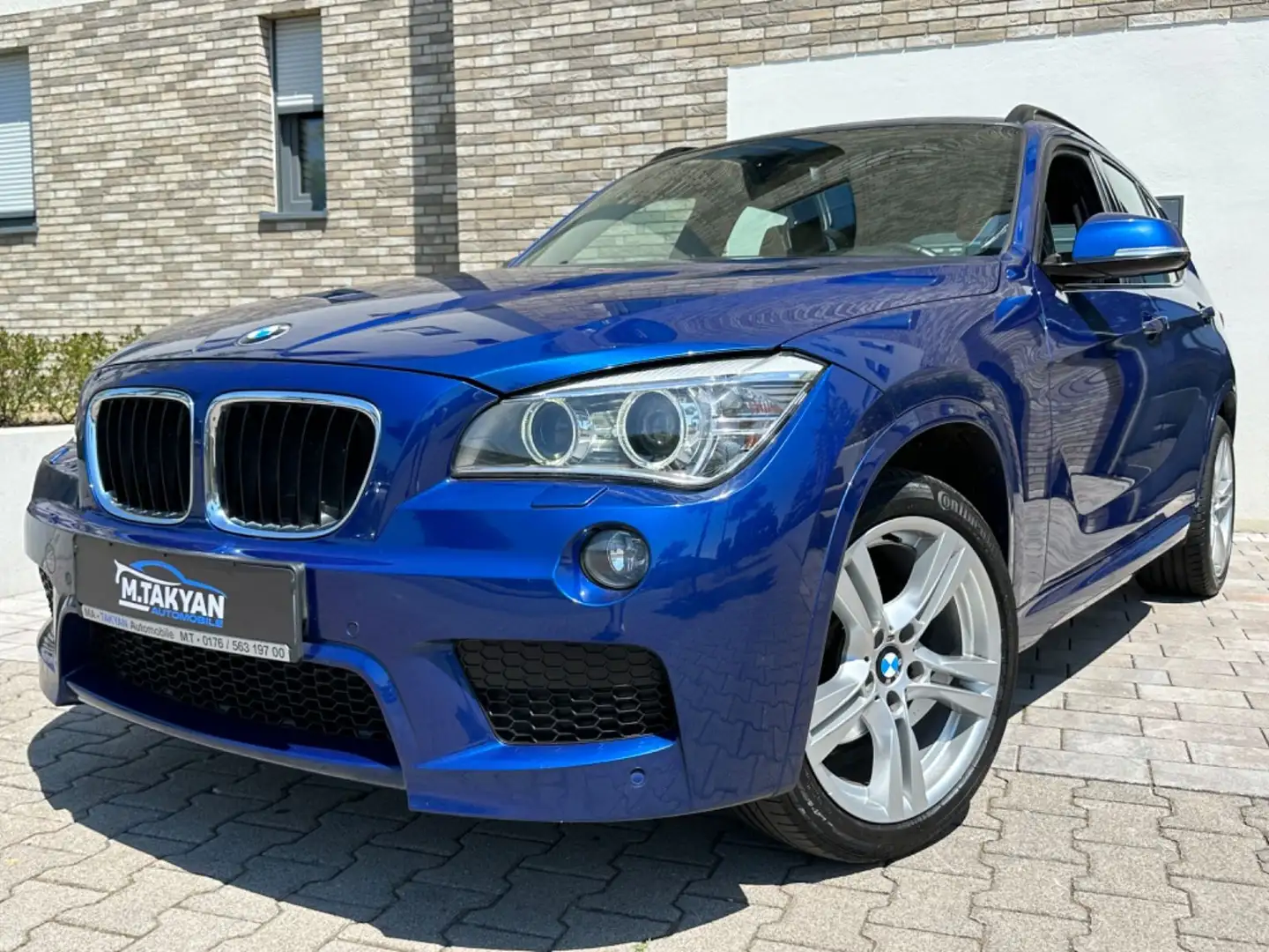 BMW X1 Baureihe X1 20 i sDrive*M-Paket*Automatik* Blau - 1