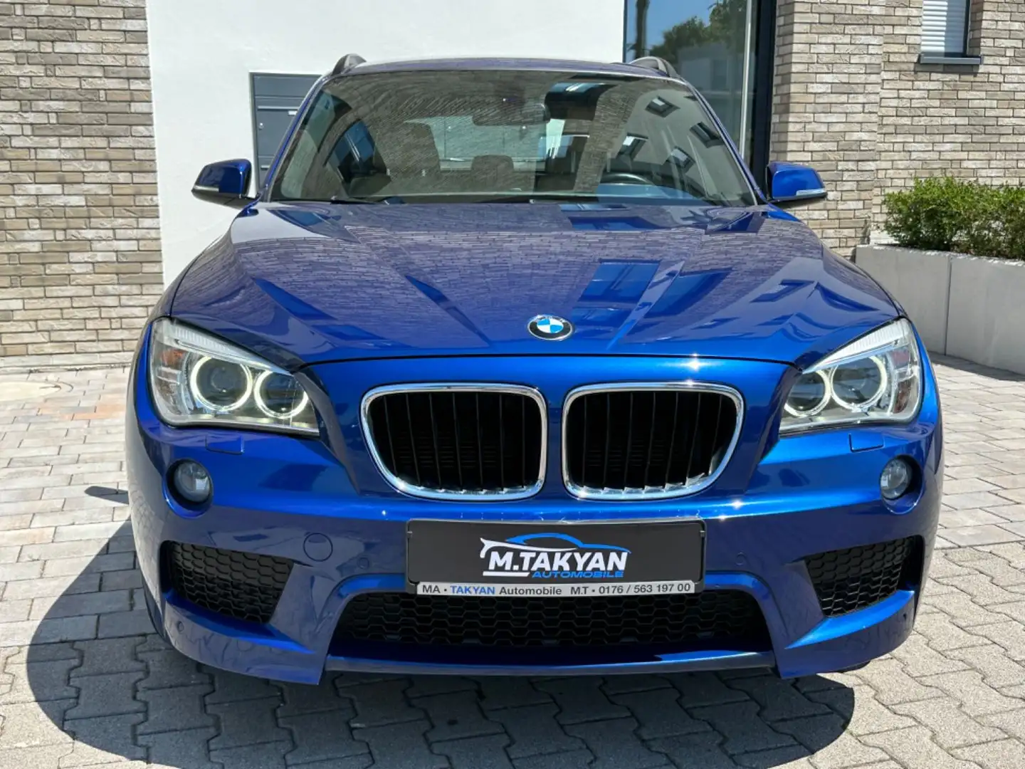 BMW X1 Baureihe X1 20 i sDrive*M-Paket*Automatik* Blau - 2