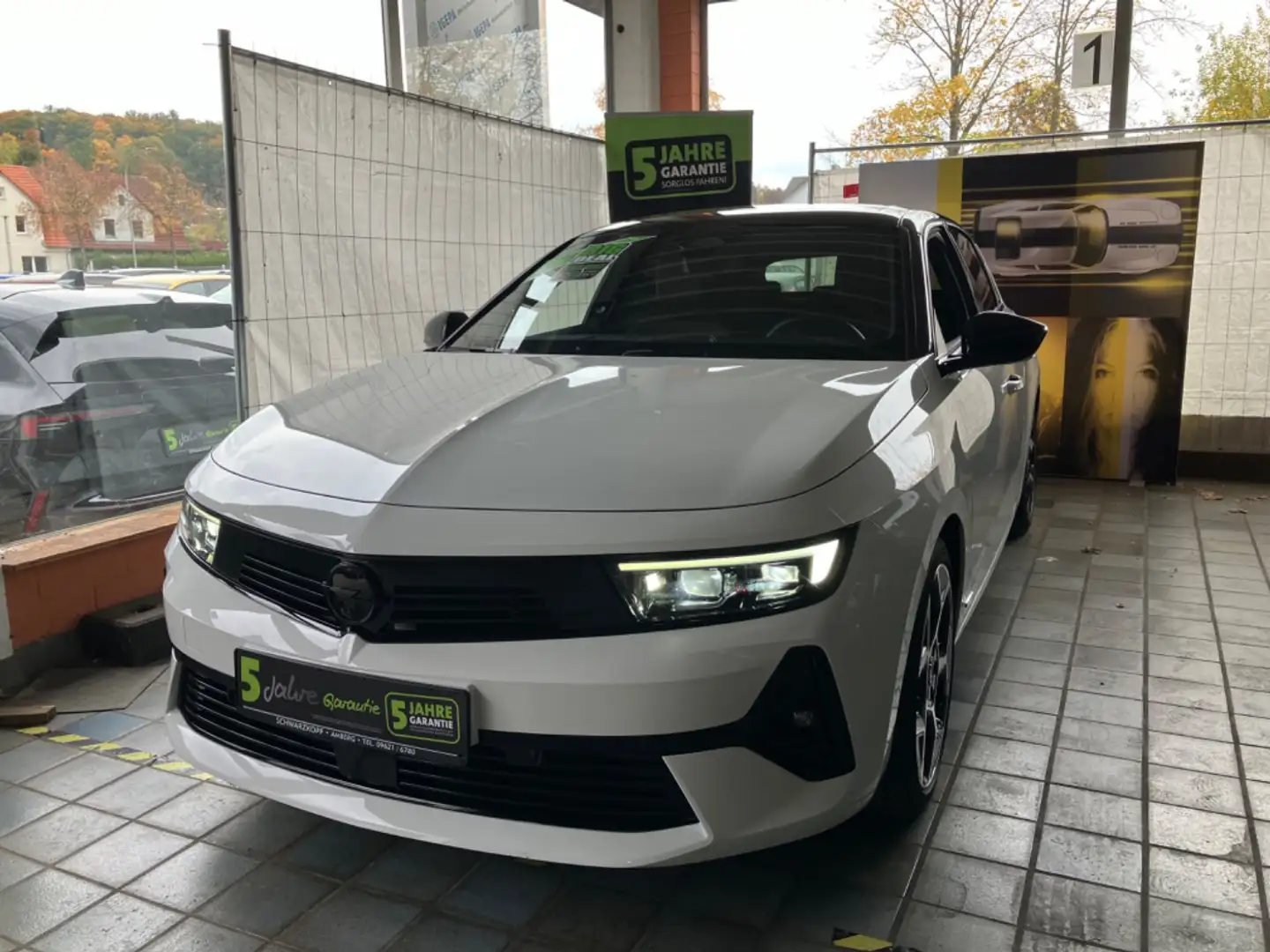 Opel Astra L 1.6T Plugin Alcantara+LED+Navi+ Weiß - 2