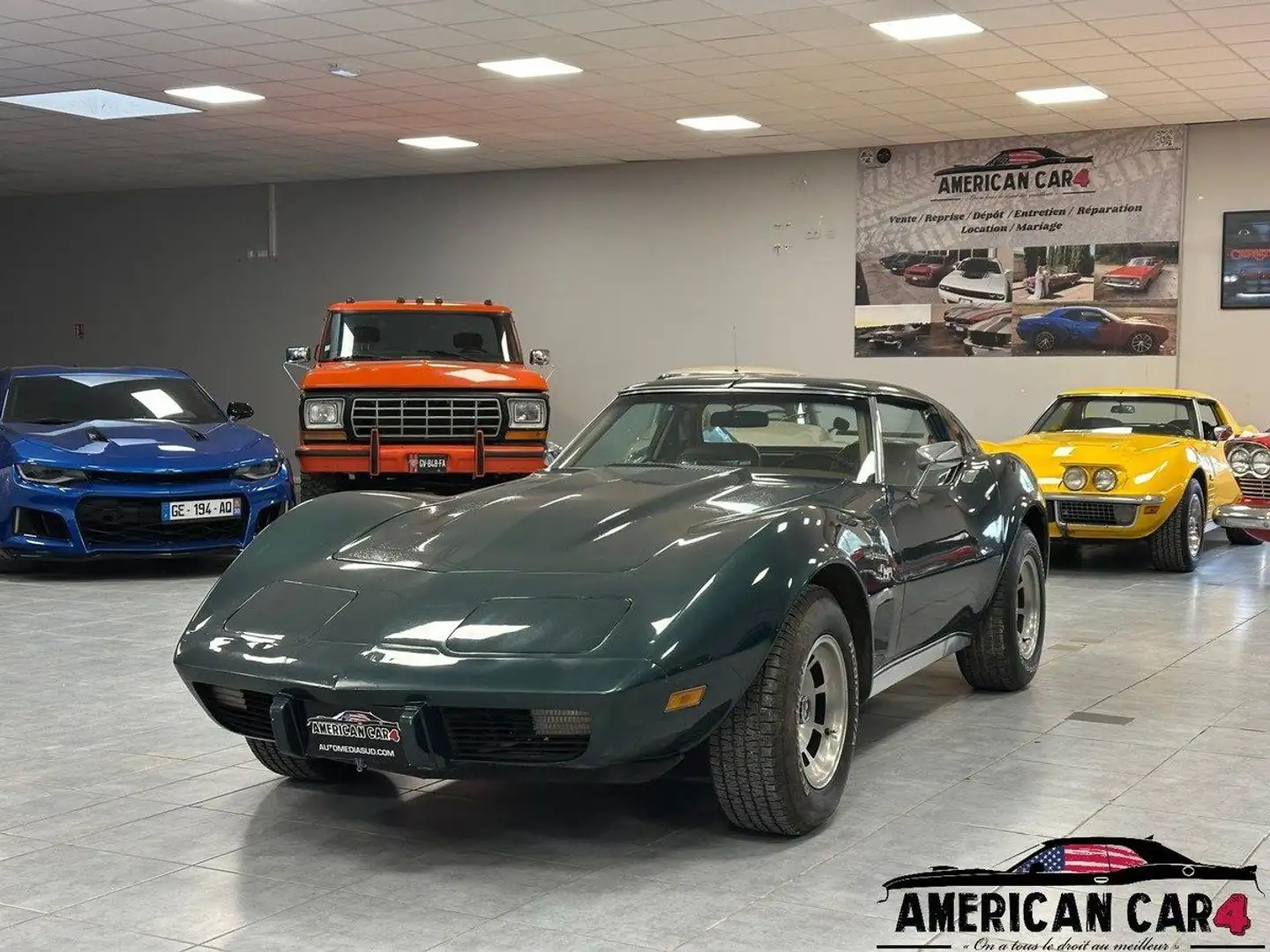 Chevrolet Corvette C3 Stingray 1975 - V8 350ci - Boite auto Yeşil - 1
