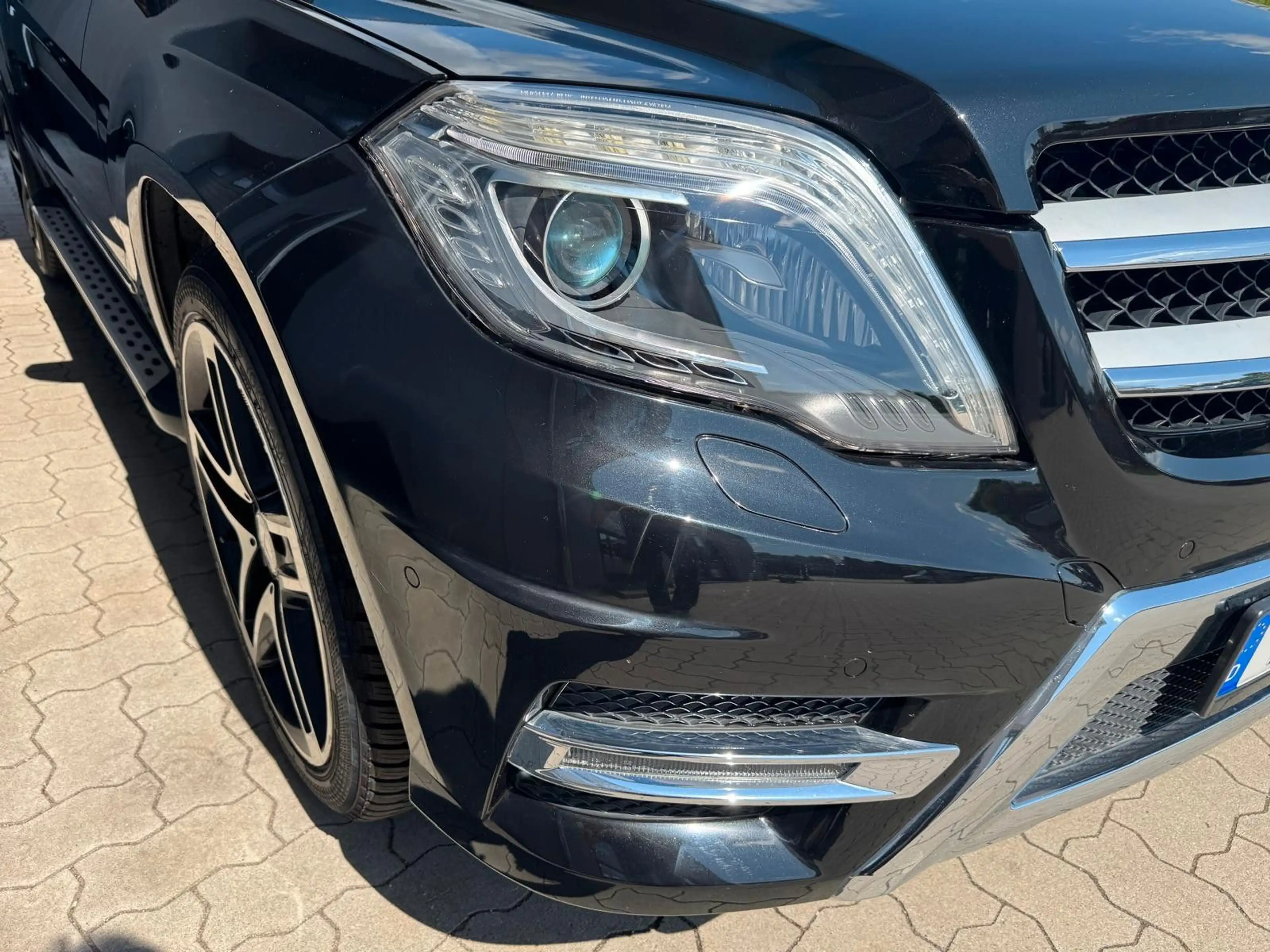 Mercedes-Benz GLK 350 4Matic AMG-LINE/ACC/SHZ/360°Kamera — photo 12