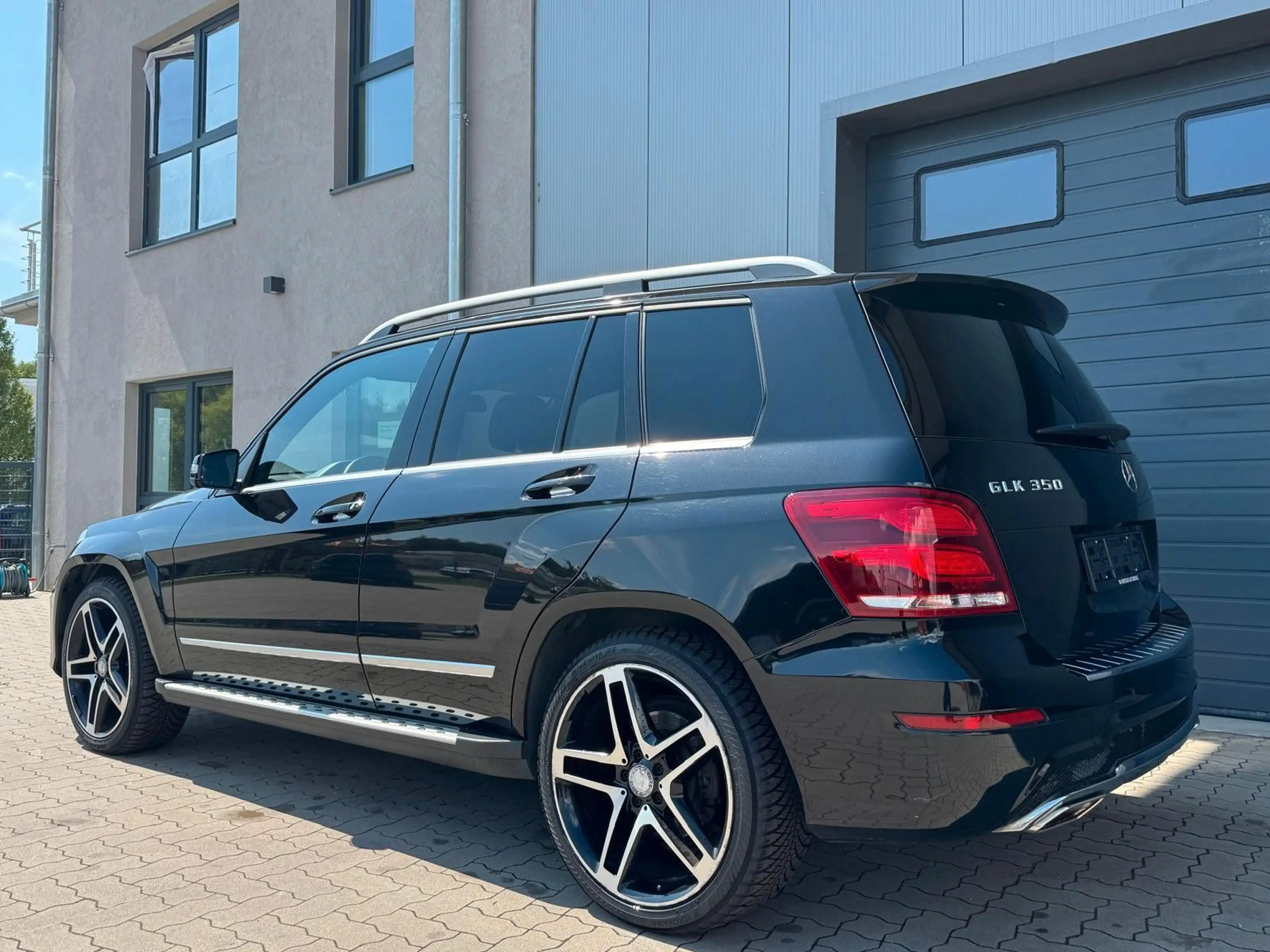 Mercedes-Benz GLK 350 4Matic AMG-LINE/ACC/SHZ/360°Kamera — photo 4