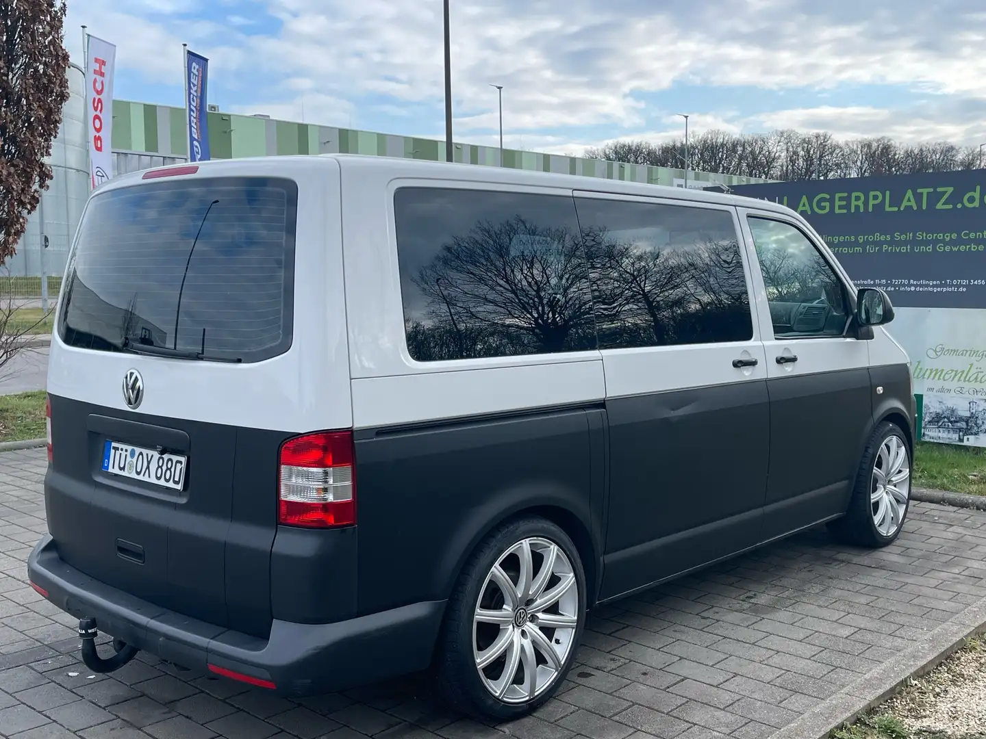 Volkswagen T5 VW-T5;  09/2015;   9 Sitze. !!! - 2