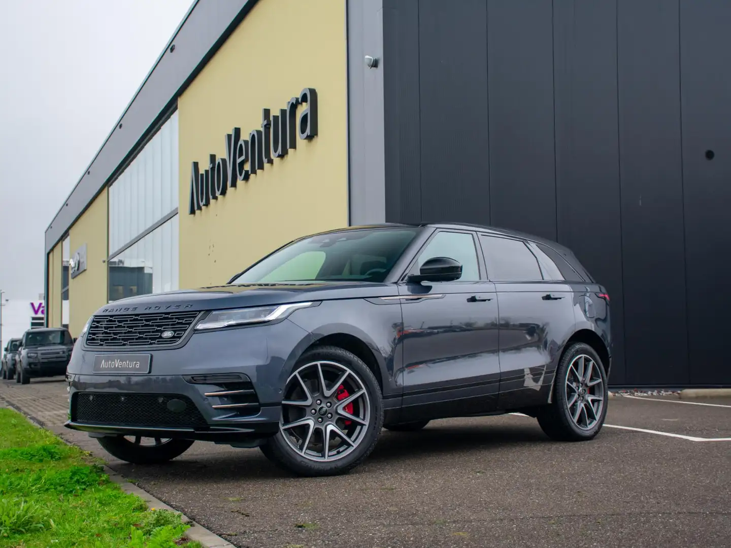 Land Rover Range Rover Velar 2.0 P400e R-Dynamic HSE | Schuif-/kantel Pano | 36 Bleu - 1