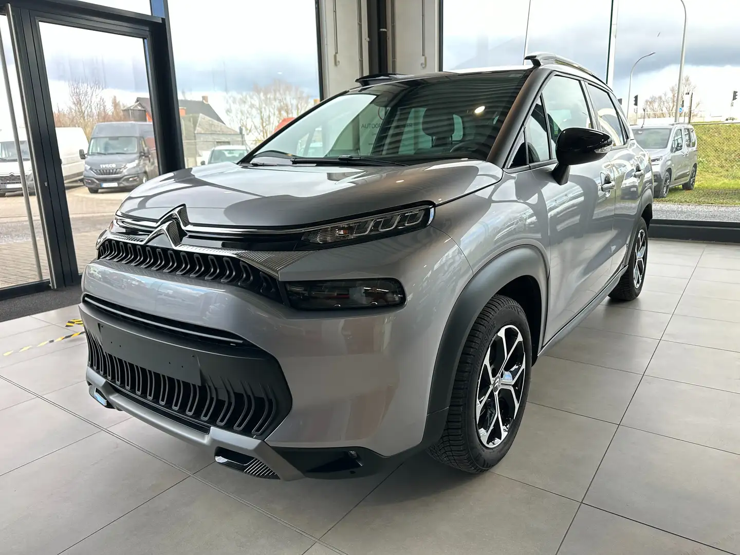 Citroen C3 Aircross C3 Aircross PureTech 110 Shine Gris - 2
