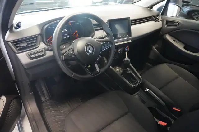 Renault Clio view 7