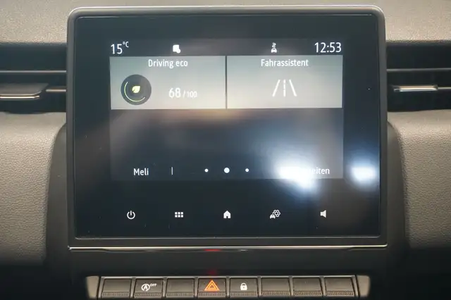 Renault Clio view 15