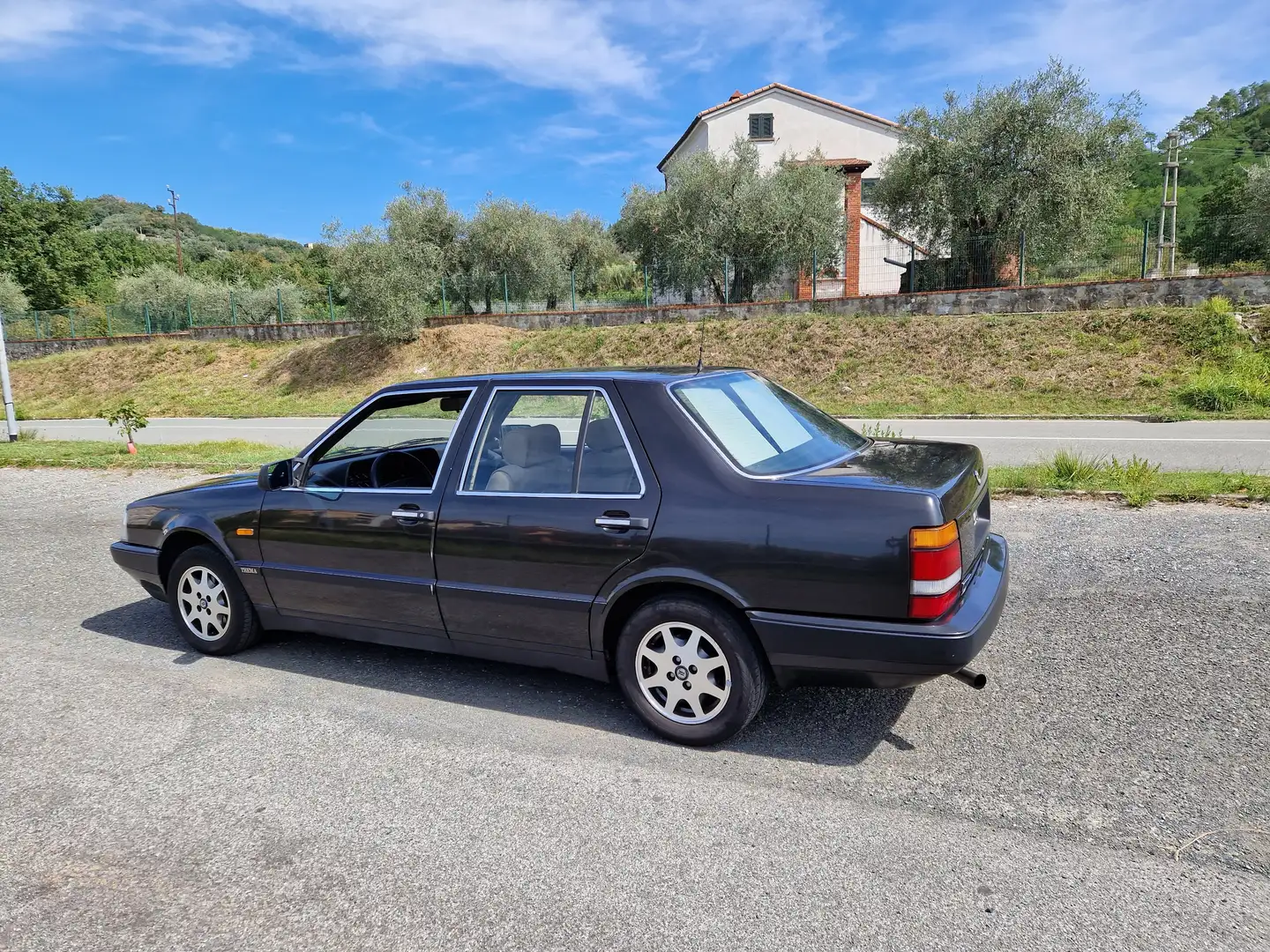 Lancia Thema Thema 2.4 tds Negro - 1