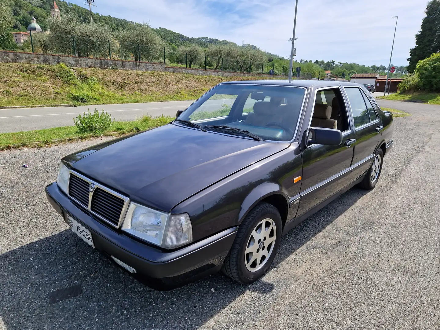 Lancia Thema Thema 2.4 tds Negro - 2