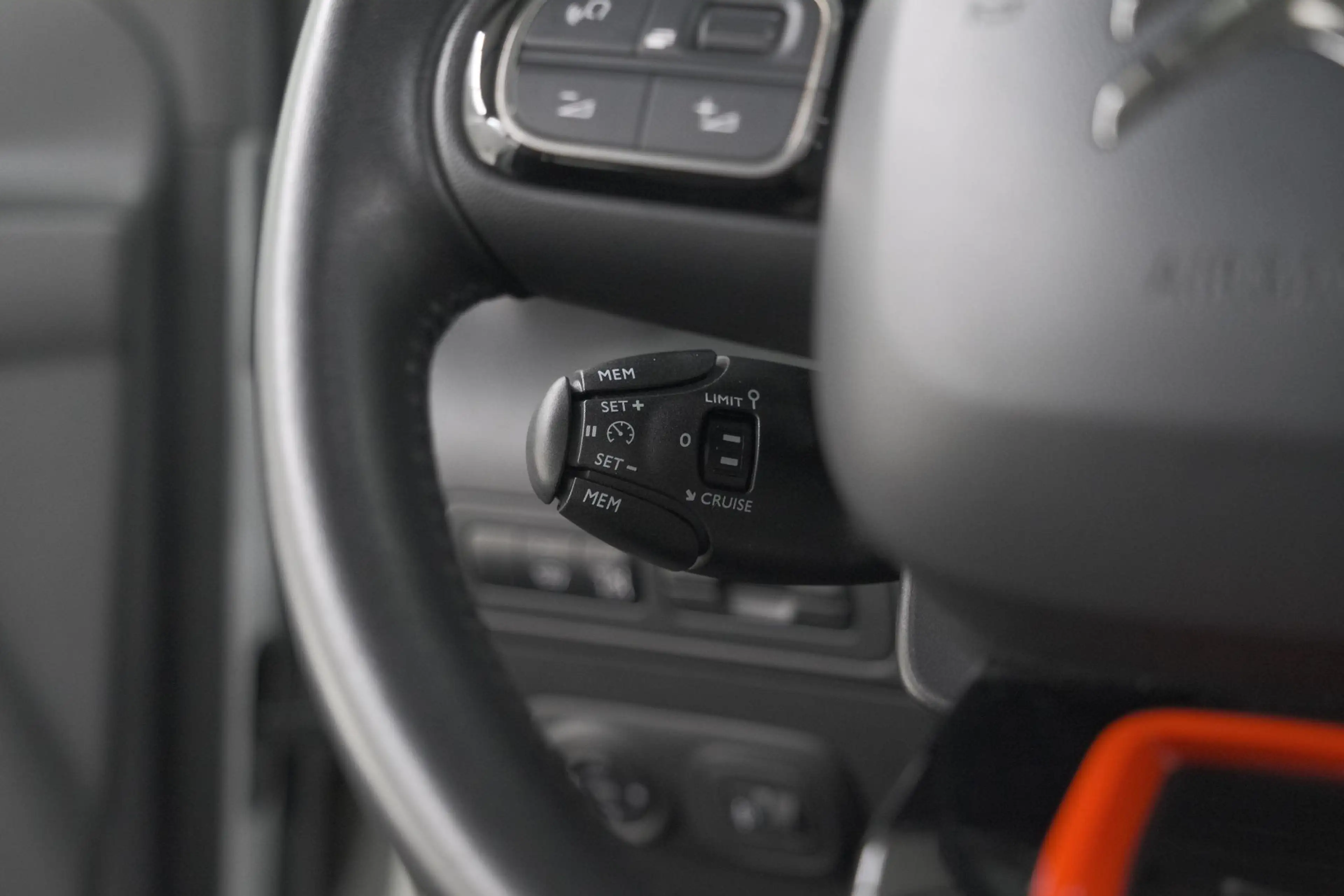 Citroen C3 Aircross PureTech 130 EAT6 S&S Shine | Panoramadak | Allsea — photo 3