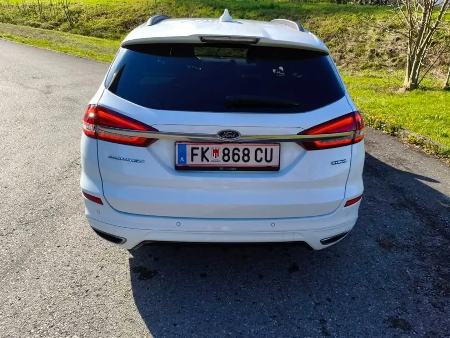 Ford Mondeo Mondeo Traveller ST-Line 2,0 Hybrid Aut. ST-Line Weiß - 2