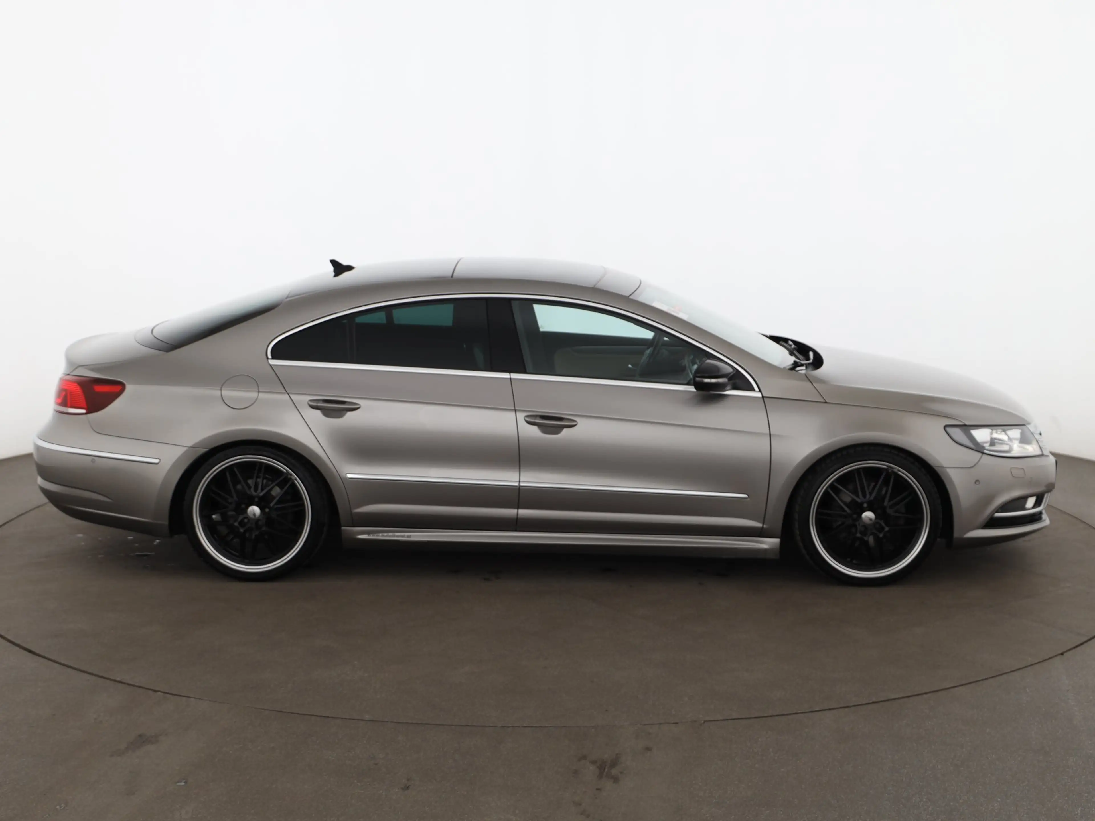 Volkswagen CC 1.8 TSI R-Line Aut XENON LEDER NAVI SITZHZG — photo 4