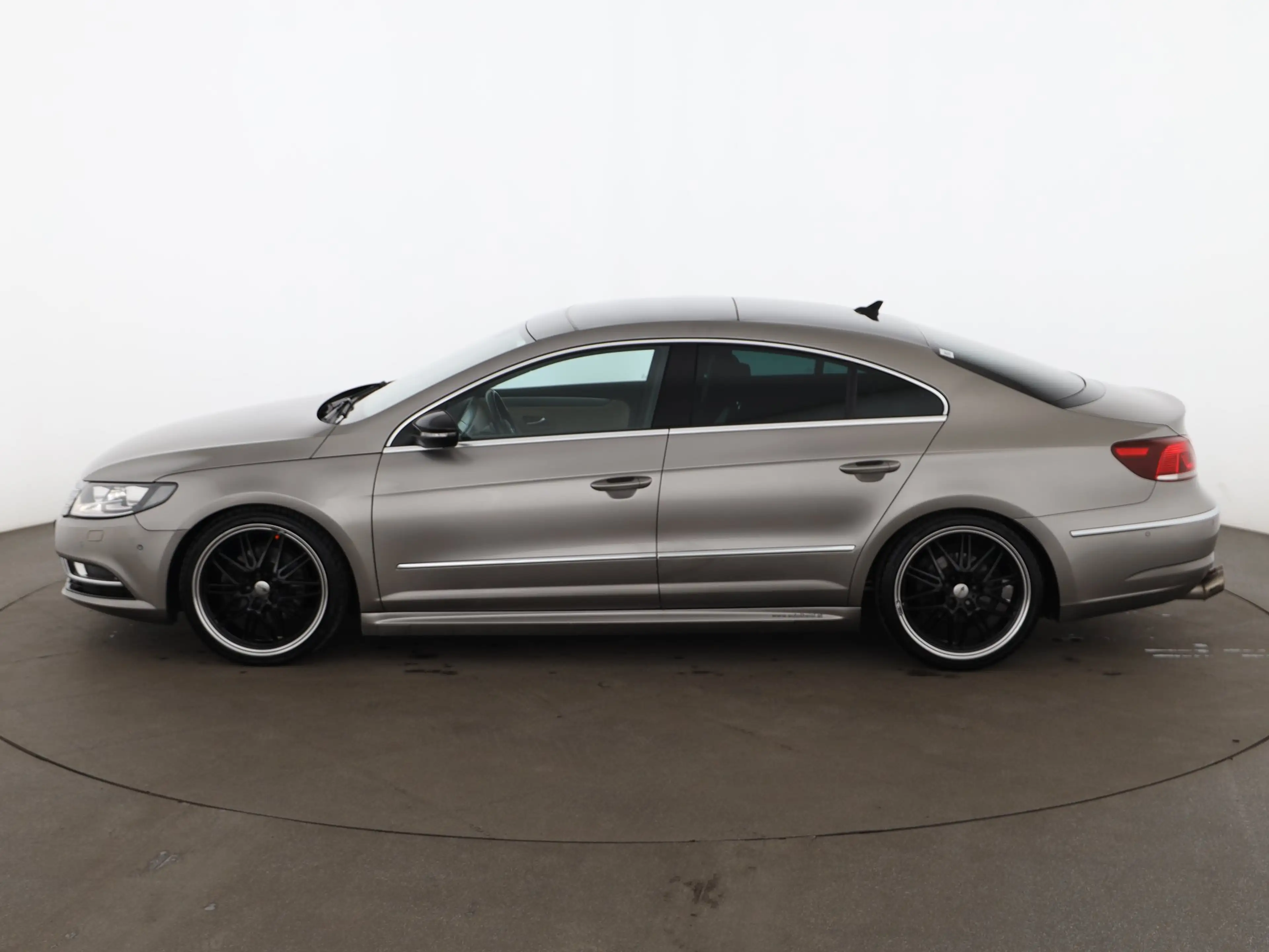 Volkswagen CC 1.8 TSI R-Line Aut XENON LEDER NAVI SITZHZG — photo 6