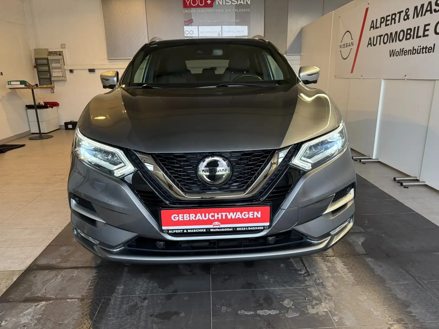 Nissan Qashqai 1,3 160PS Tekna+ Leder/Navi/LED/Bose/SHZ/Pano Gris - 2