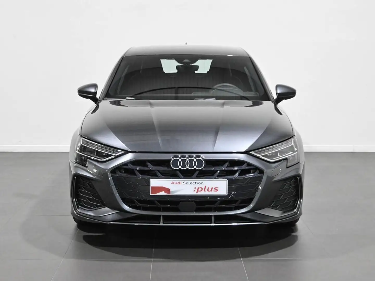 Audi A3 Sportback 35 TFSI S line S tronic Gris - 2