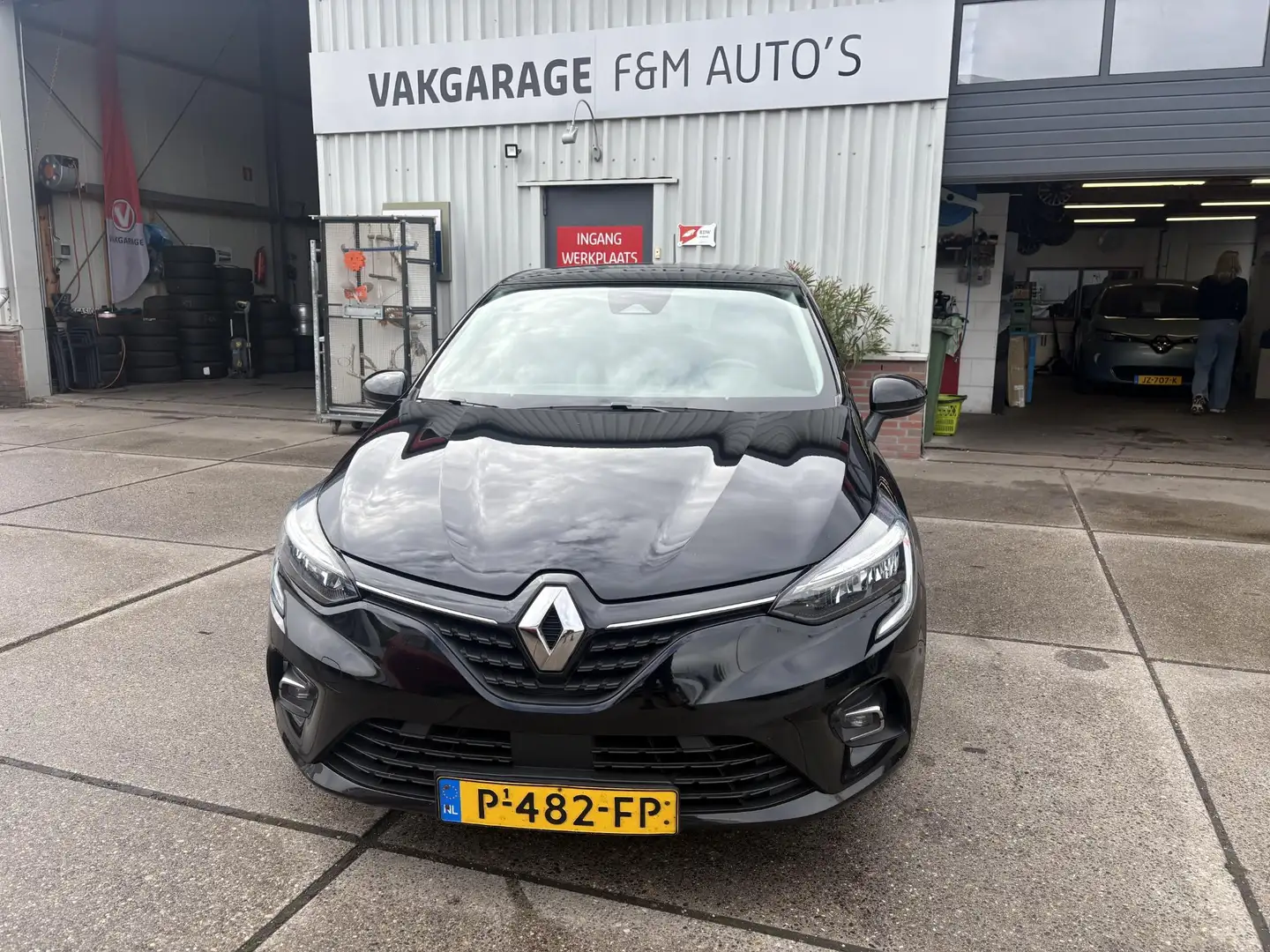 Renault Clio 1.5 dCi Intens Zwart - 2