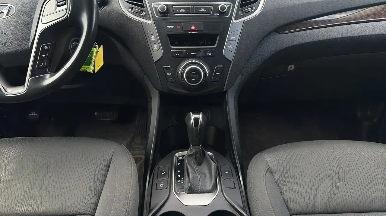 Hyundai SANTA FE снимка Hyundai SANTA FE