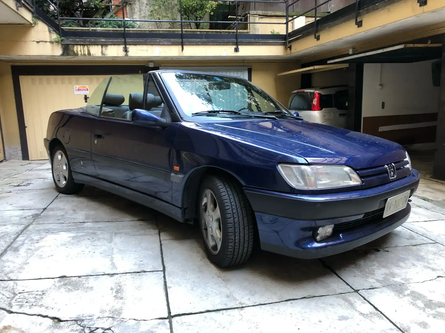 Peugeot 306 Cabrio 1.8 Blauw - 1