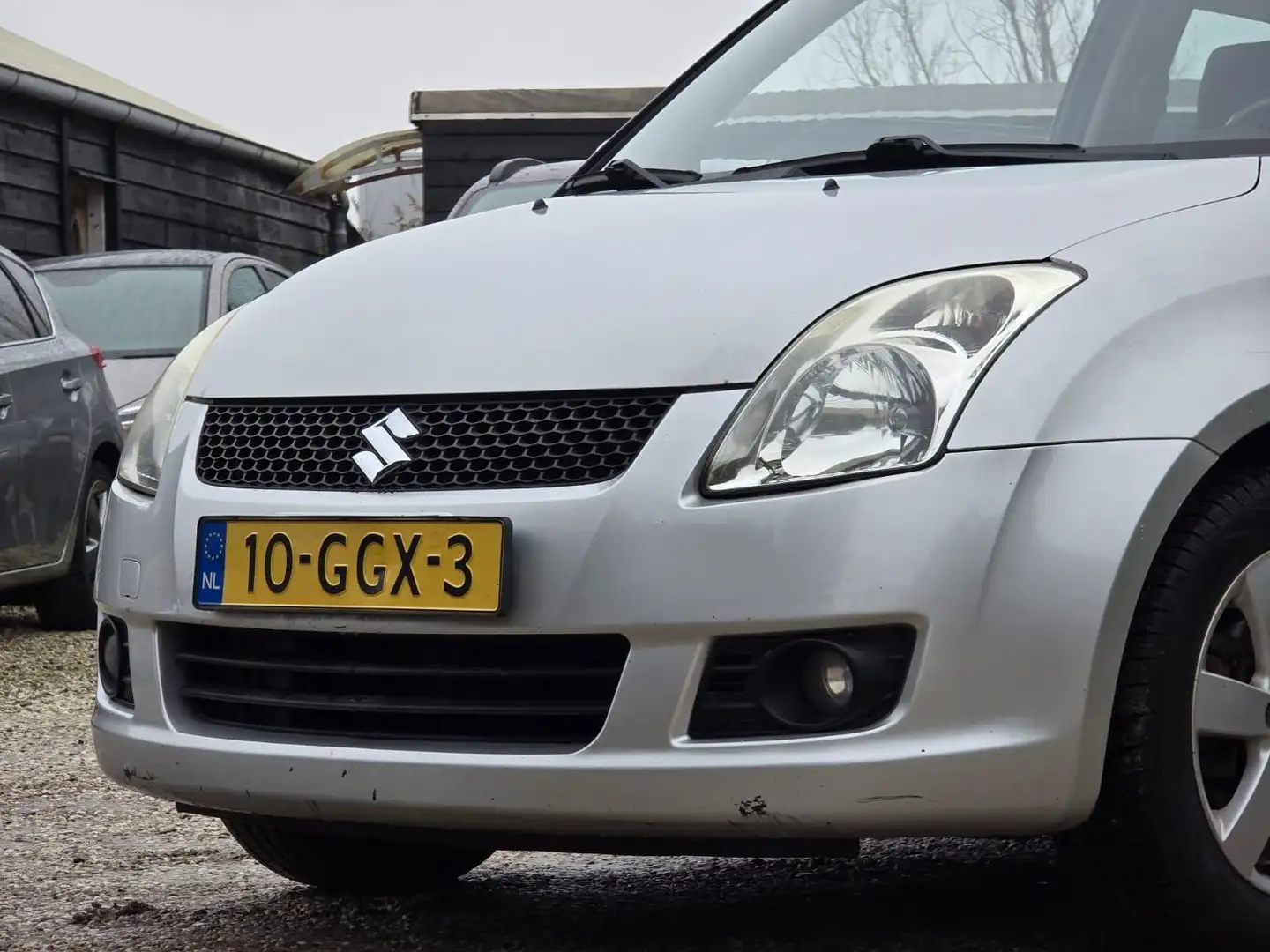 Suzuki Swift 1.3 Exclusive Keyless/Airco/LMV Gris - 2