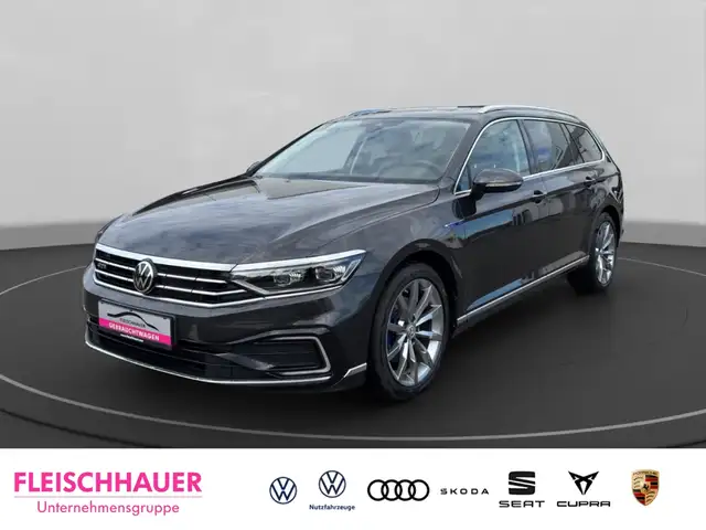 Volkswagen Passat Variant 1.4 TSI GTE AHK Navi Pano Matrix-LED