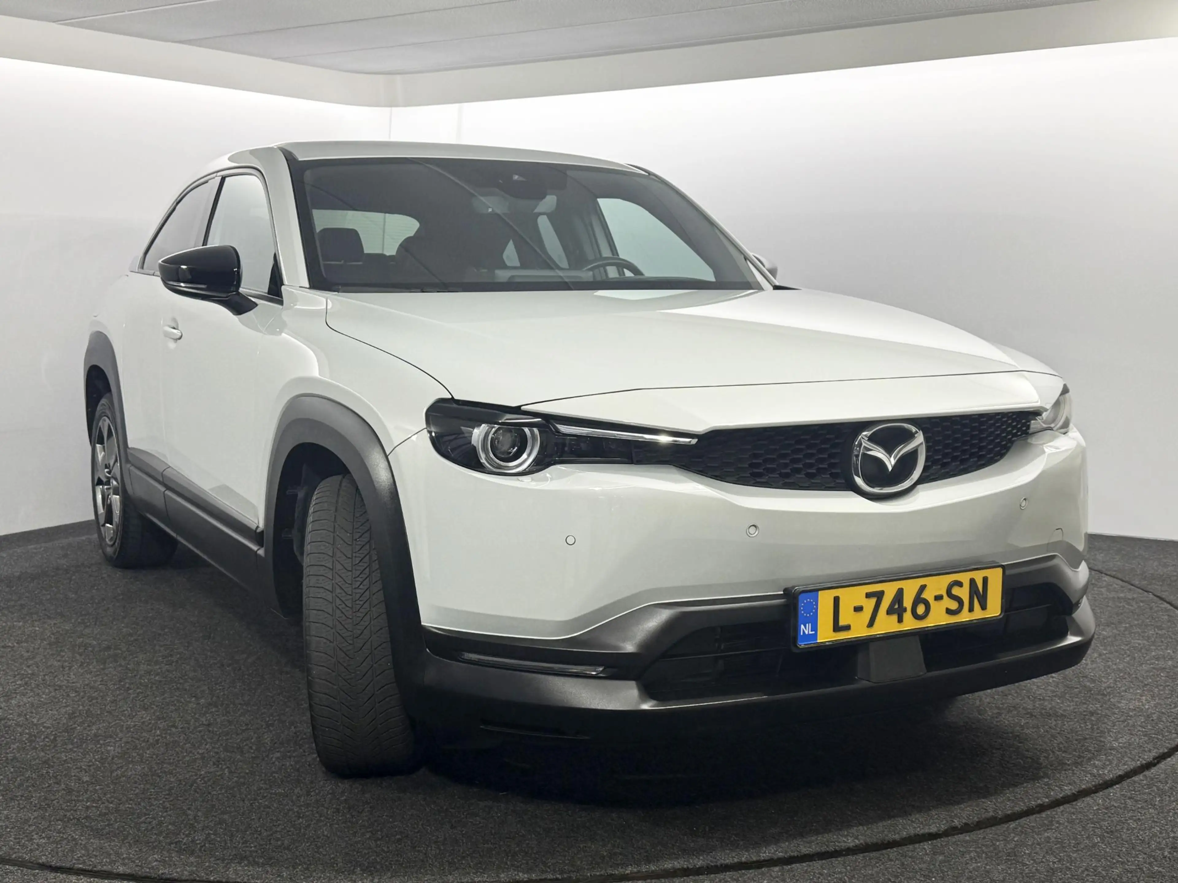 Mazda MX-30 e-SkyActiv 145 First Edition 36 kWh / 100% Electri — photo 26