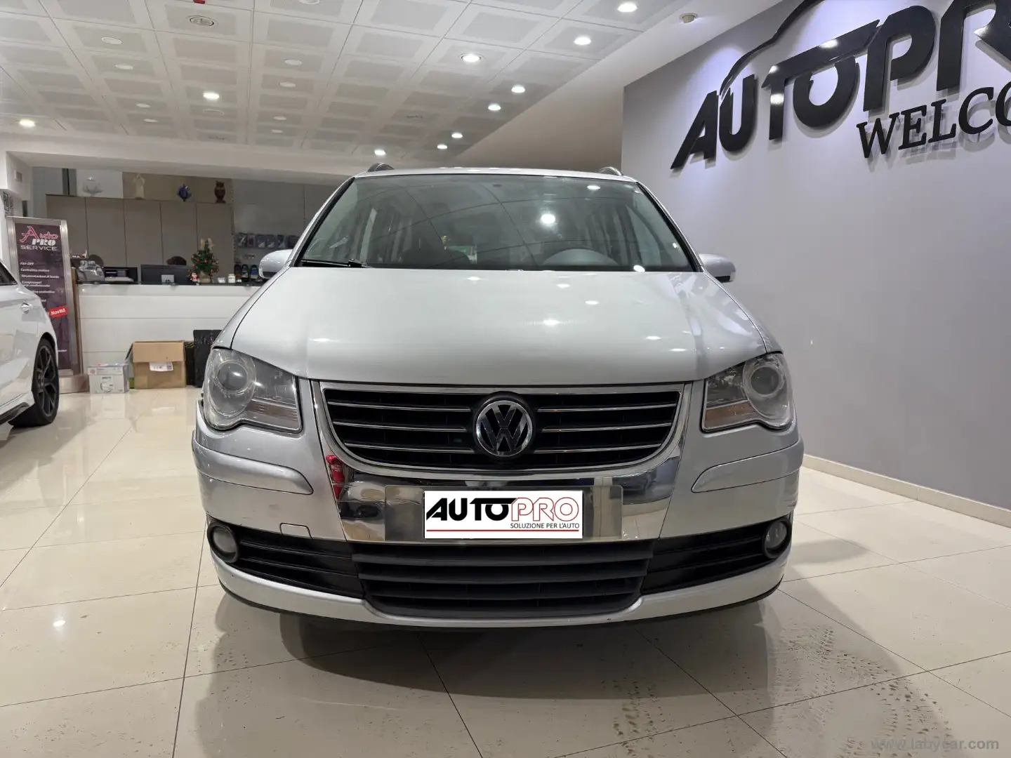 Volkswagen Touran 2.0 Conceptline Ecofuel Grigio - 1