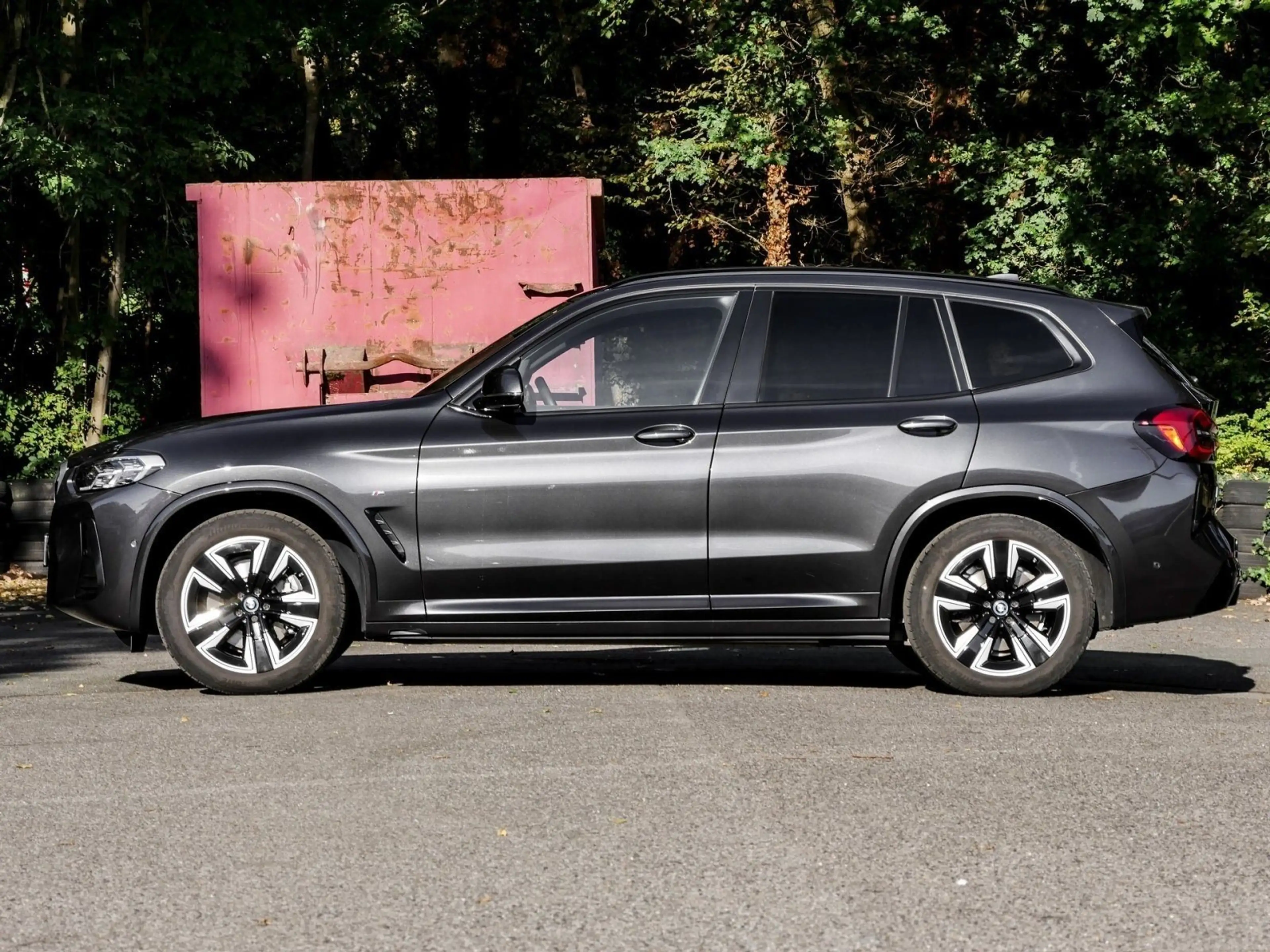 BMW iX3 M SPORT+AHK+PANO+DA PROF+PA — photo 21