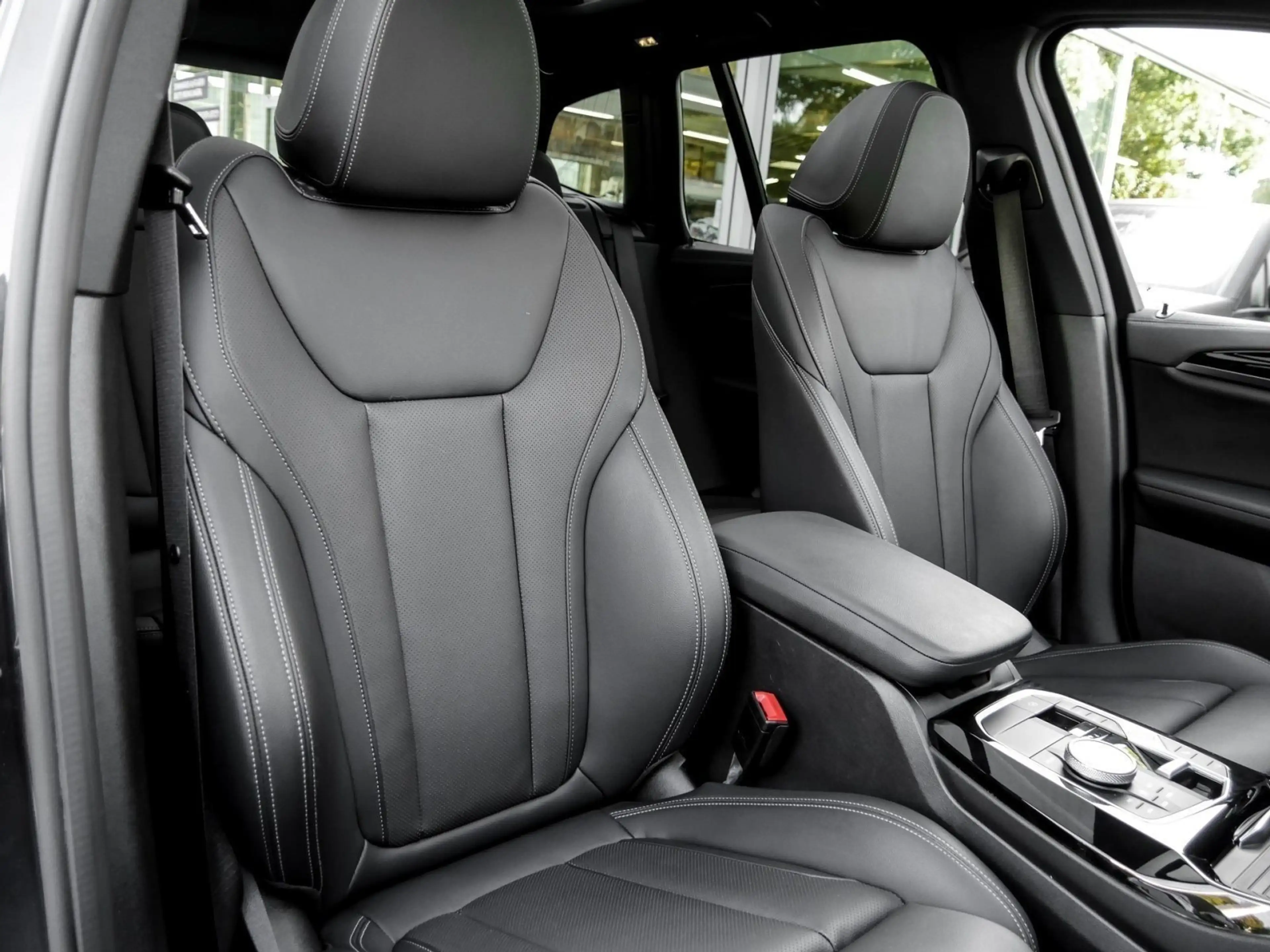 BMW iX3 M SPORT+AHK+PANO+DA PROF+PA — photo 6