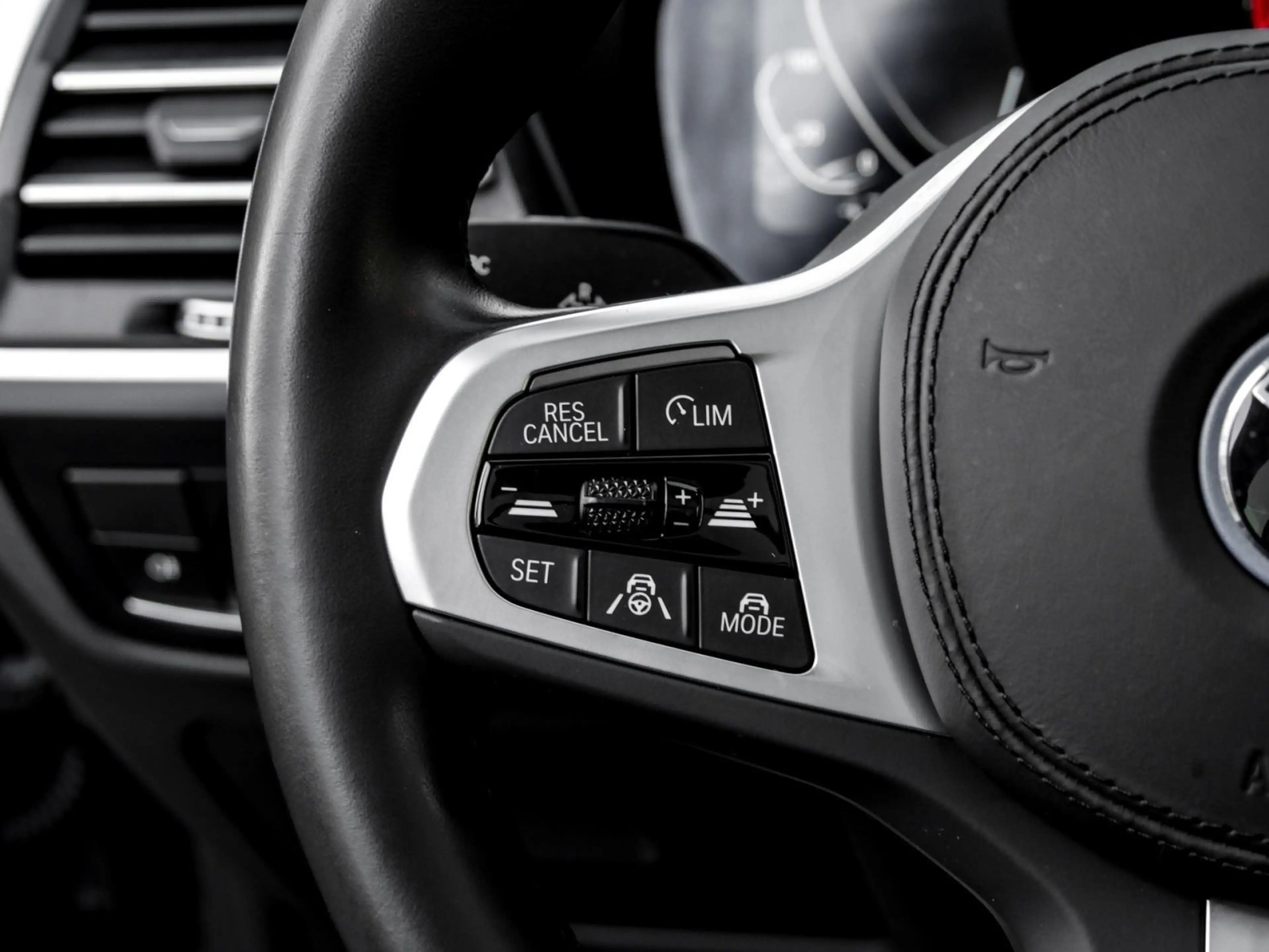 BMW iX3 M SPORT+AHK+PANO+DA PROF+PA — photo 16