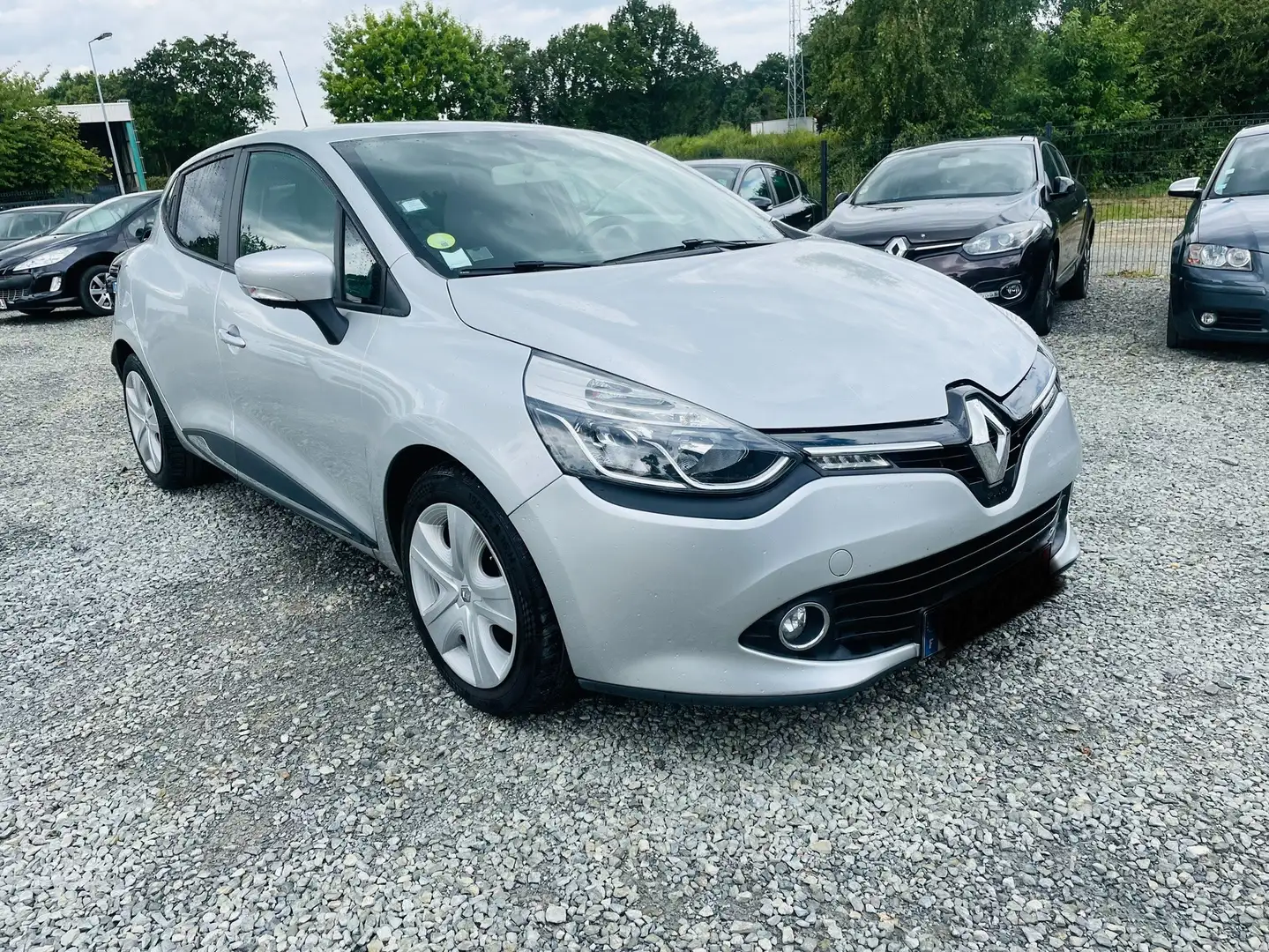 Renault Clio IV dCi 90 eco2 Limited 90g Gris - 1