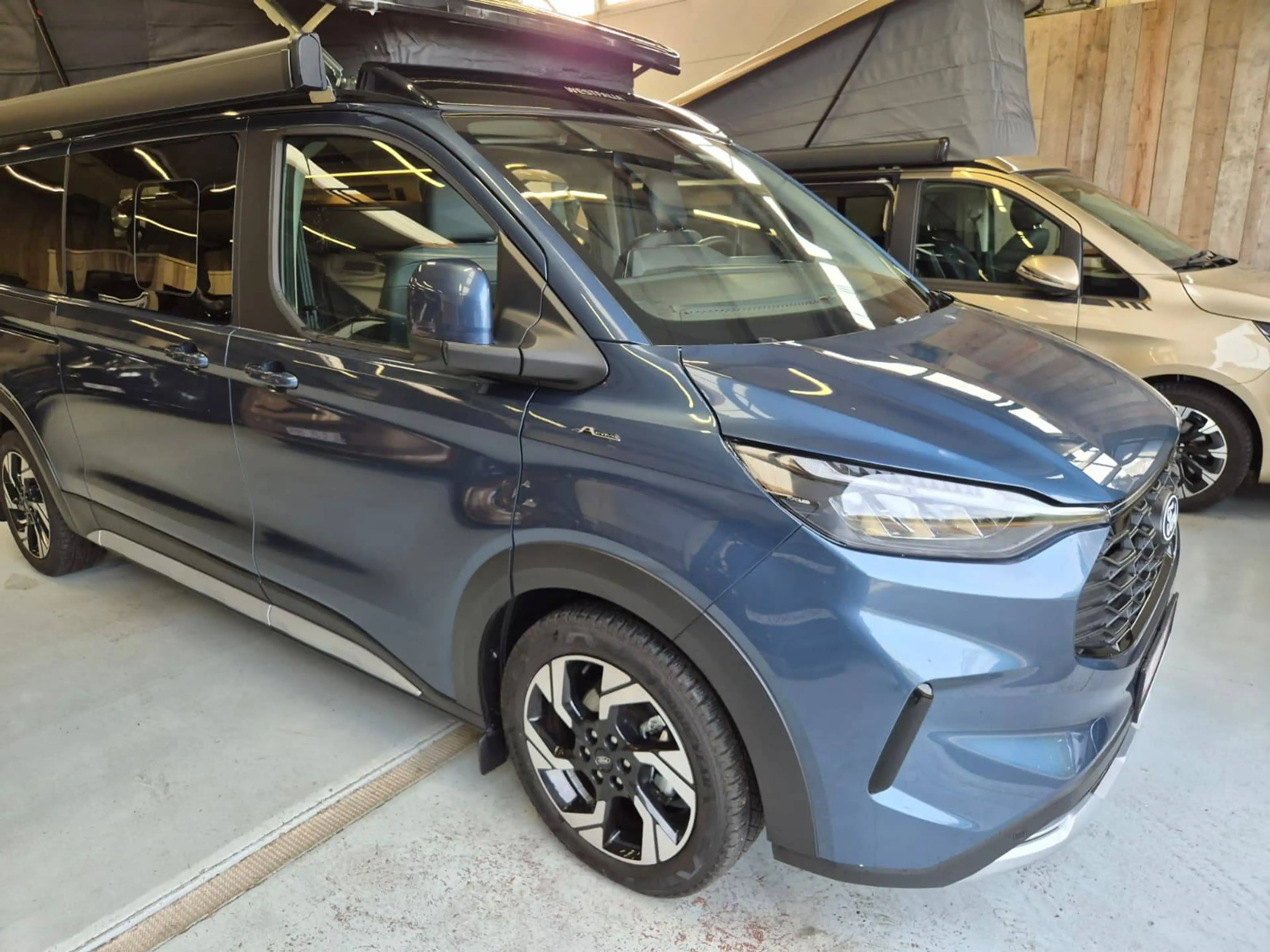 Ford Nugget Ford Nugget LWB (Lange Wielbasis) - 4x4 — photo 4