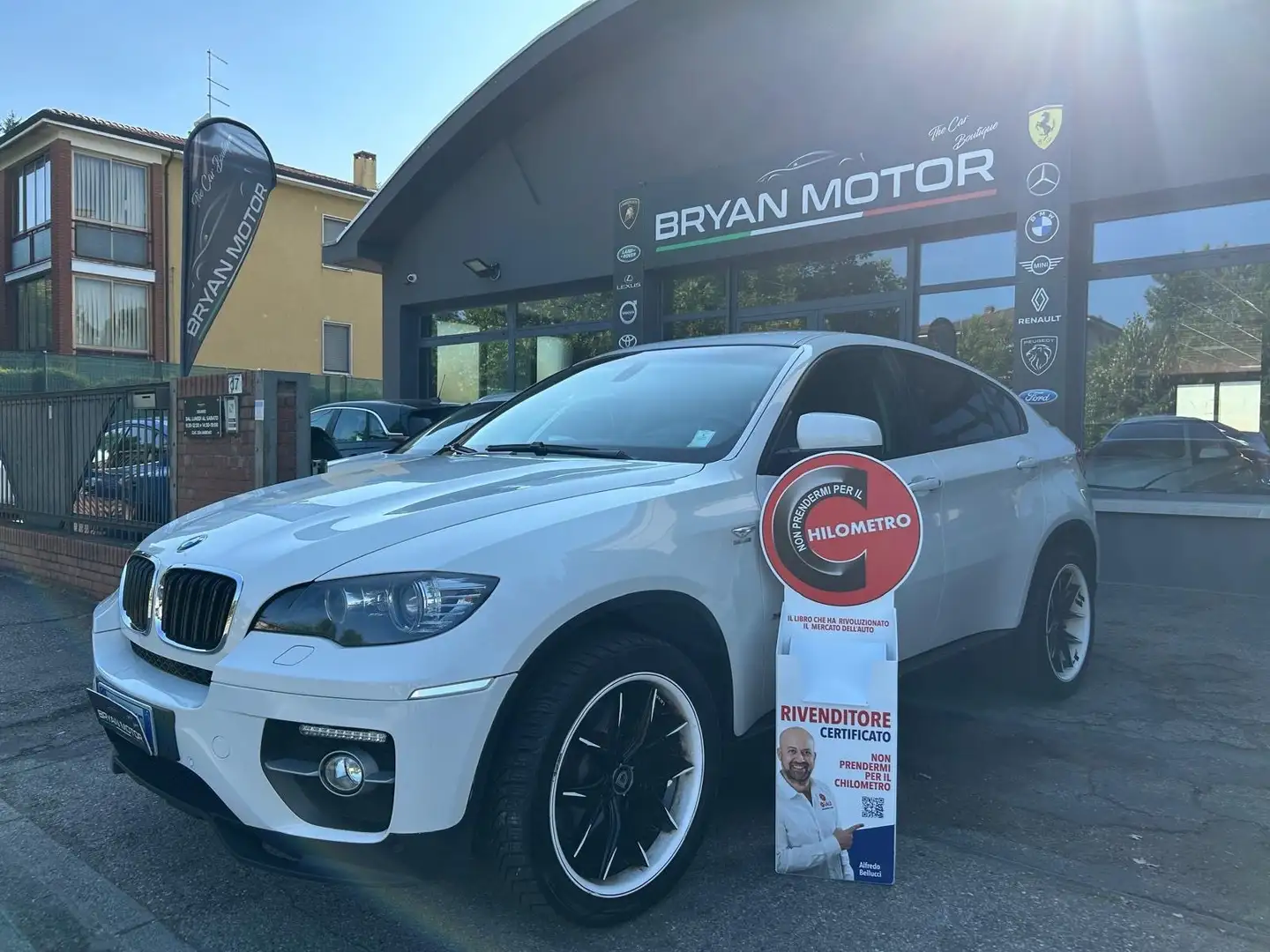 BMW X6 xDrive40d Futura Weiß - 1