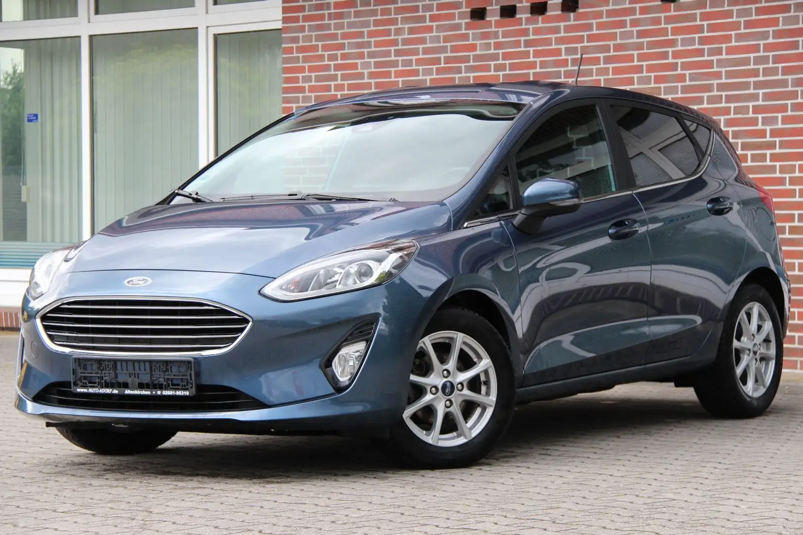Ford Fiesta Titanium*SPORTSITZ*PDC*WINTERPAKET*LED* Blau - 1