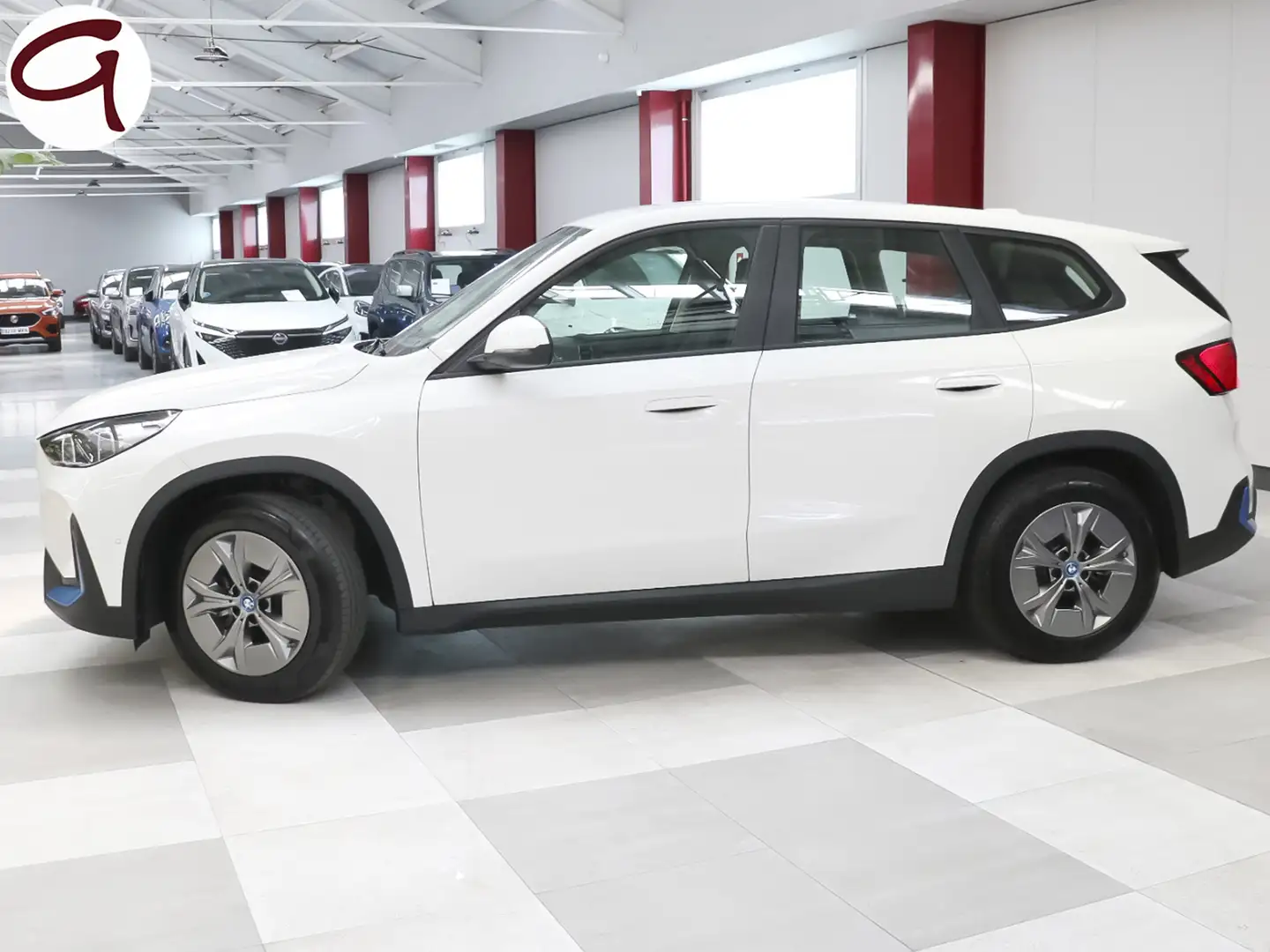 BMW iX1 xDrive30A Blanc - 2