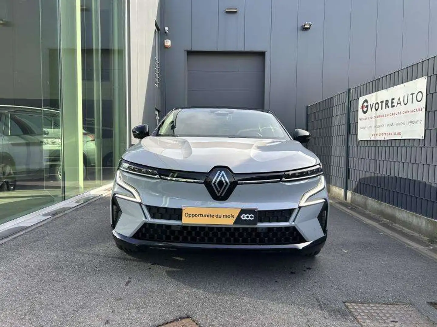 Renault Megane E-Tech Iconic EV 60 - 220 CV - 22KW Grigio - 2