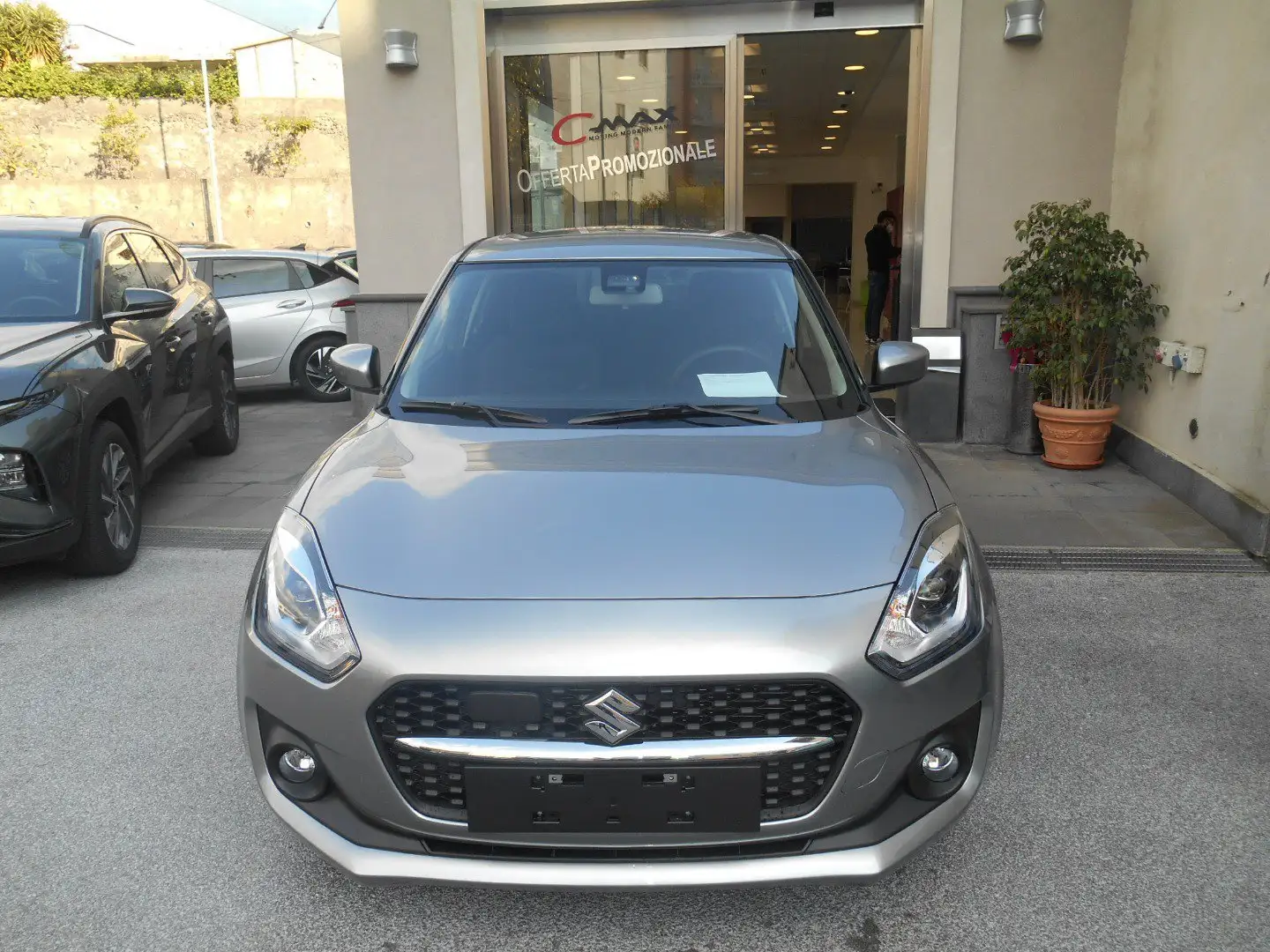 Suzuki Swift 1.2 Dualjet Hybrid 90CV TOP - 1