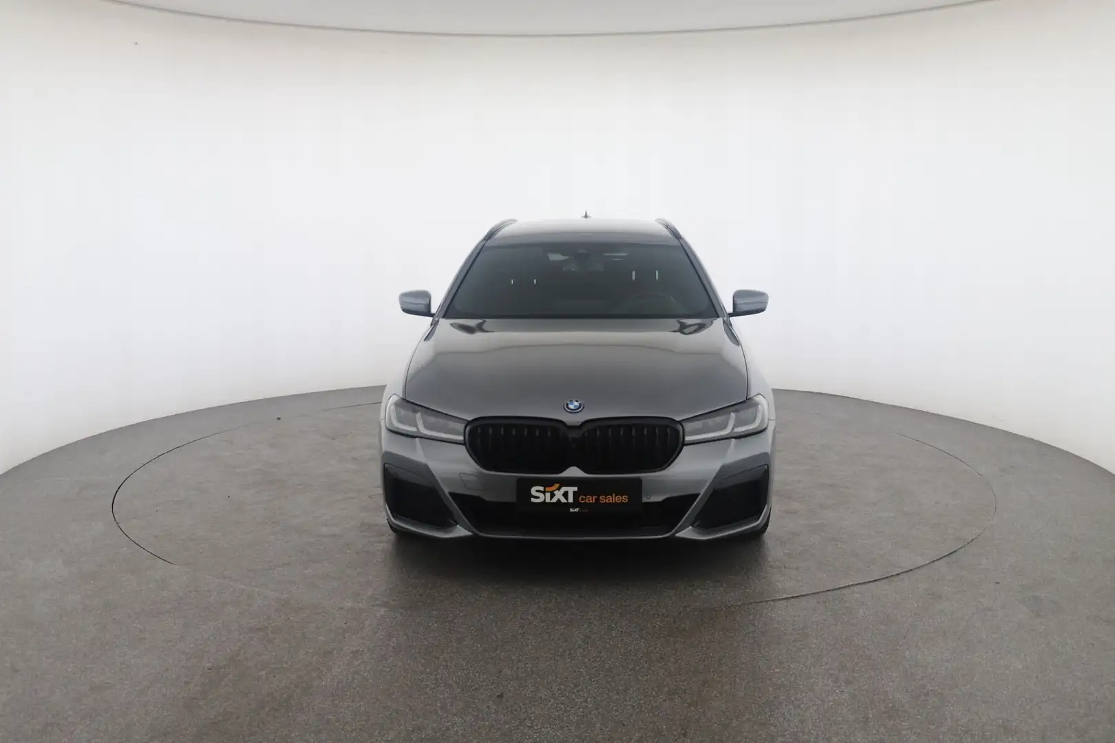 BMW 530 e Touring M Sport Pro|DrAssPro|Headup|ACC Grau - 2