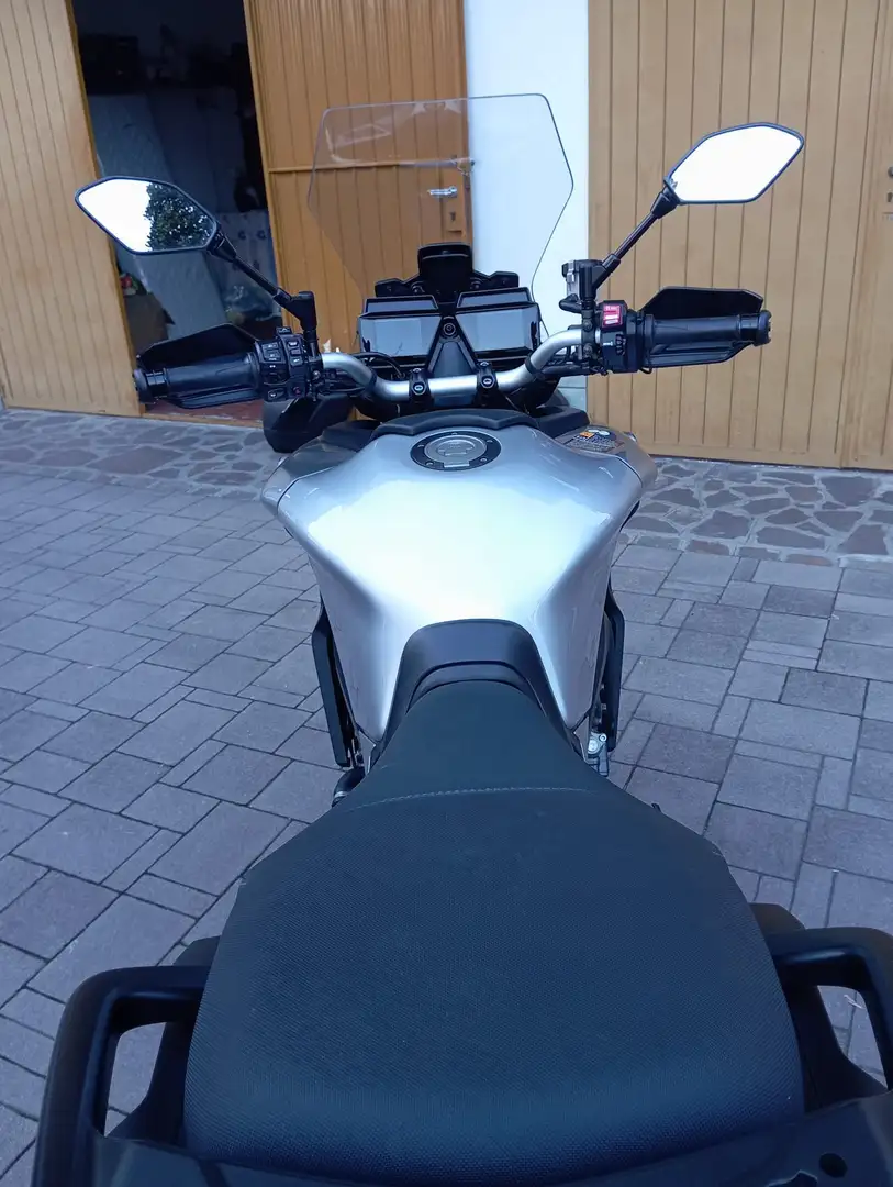 Yamaha Tracer 9 GT Zwart - 2