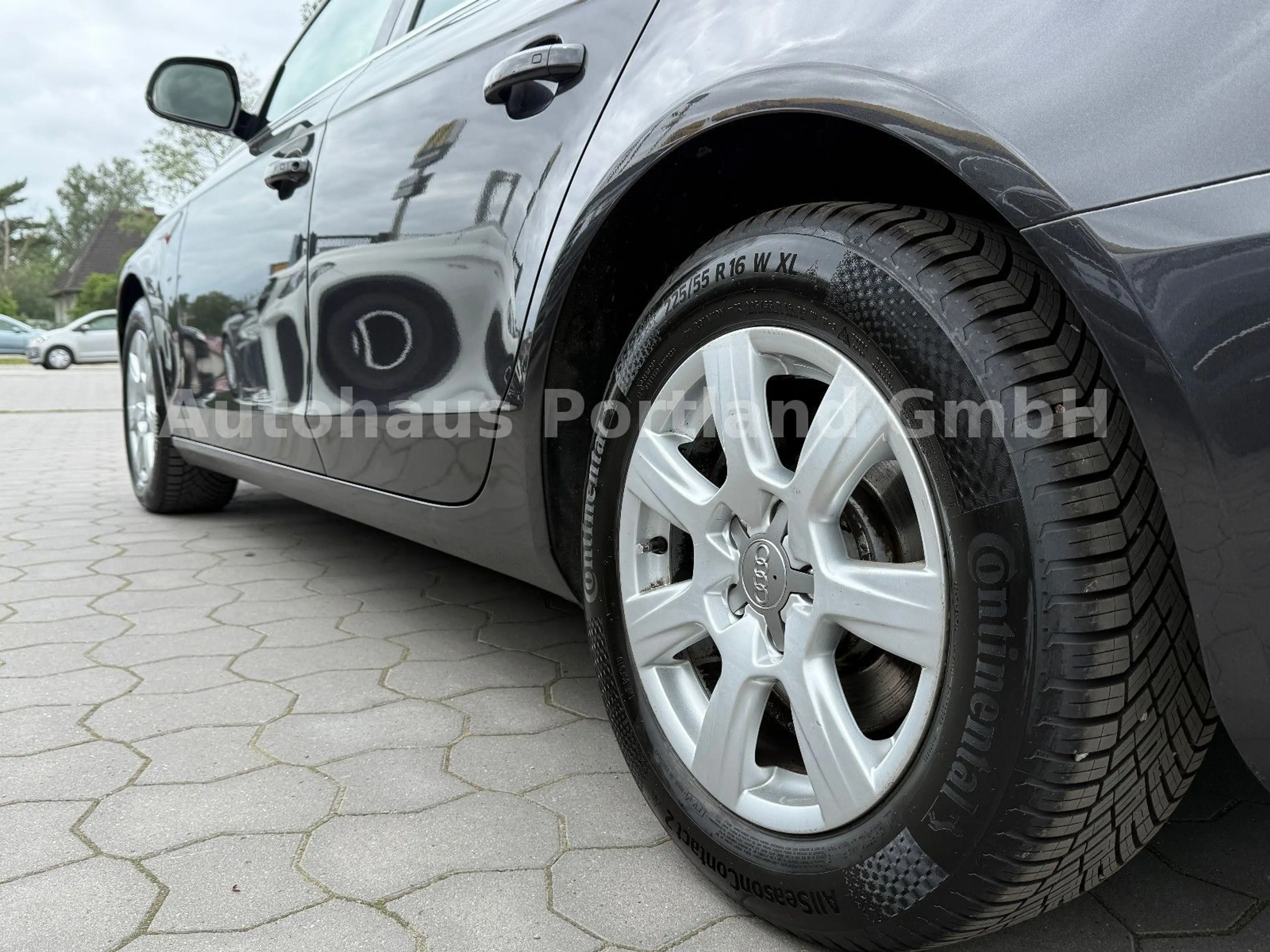 Audi A4 Avant Ambiente Aut./S-Heft/Xenon/AHK/PDC — photo 12