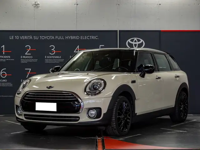 MINI Cooper D Clubman 2.0 Hype auto 150 cv