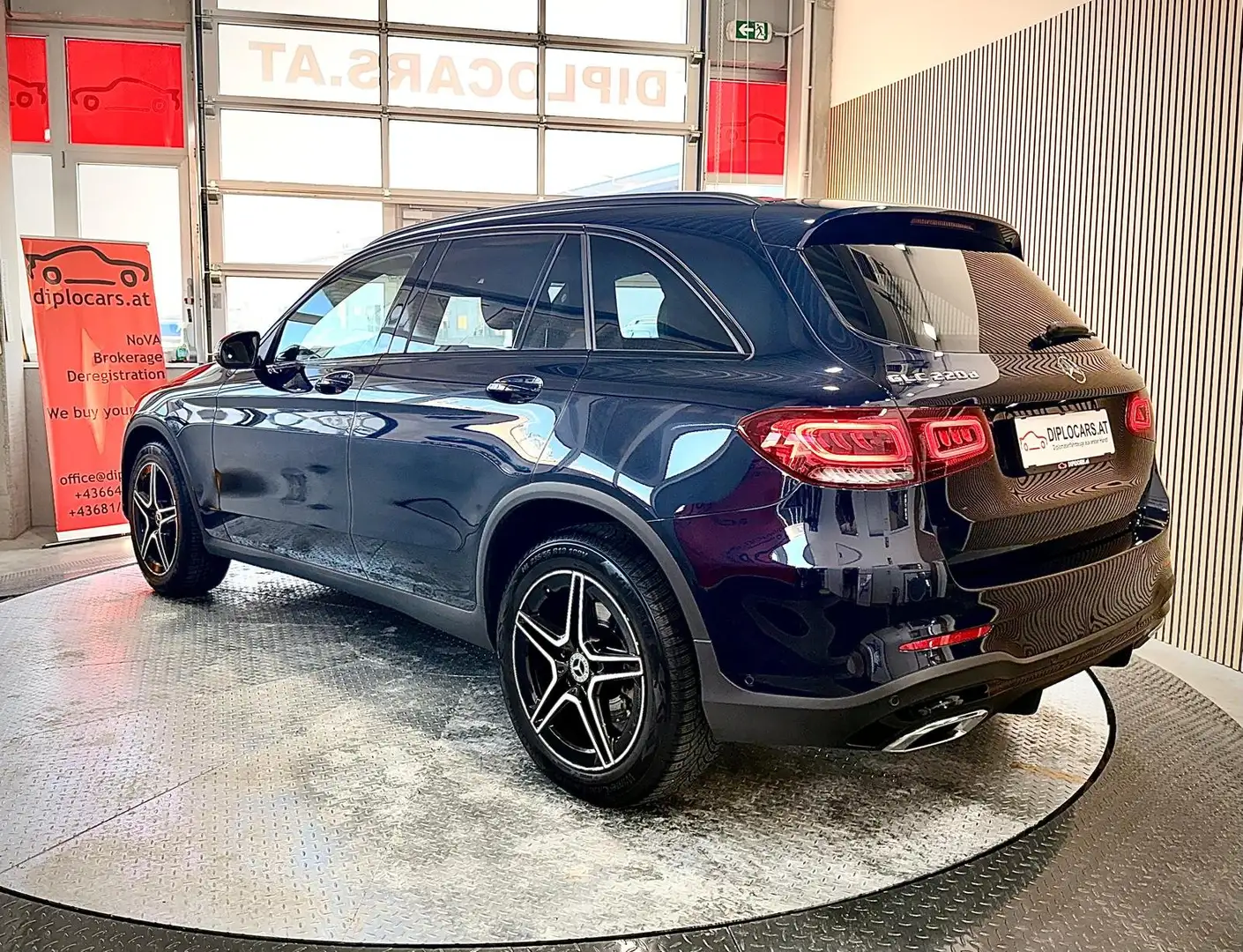 Mercedes-Benz GLC 220 GLC 220 d 4MATIC Aut. Blau - 2
