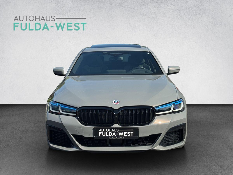 BMW 550 i xDrive Laser GSD Standheiz. DrivAssistProf — photo 6