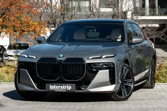 BMW 740 d M SPORT.MASSAGE.DR.ASS.PRO.SKY.SOFTCL.5/100