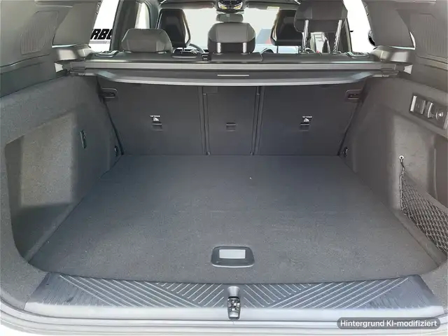 BMW X3 M view 12