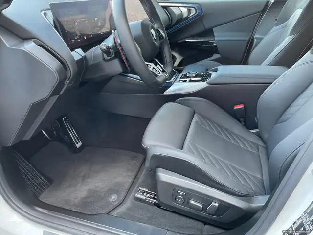 BMW X3 M view 10