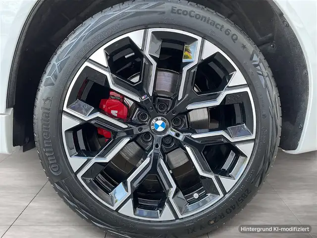 BMW X3 M view 6