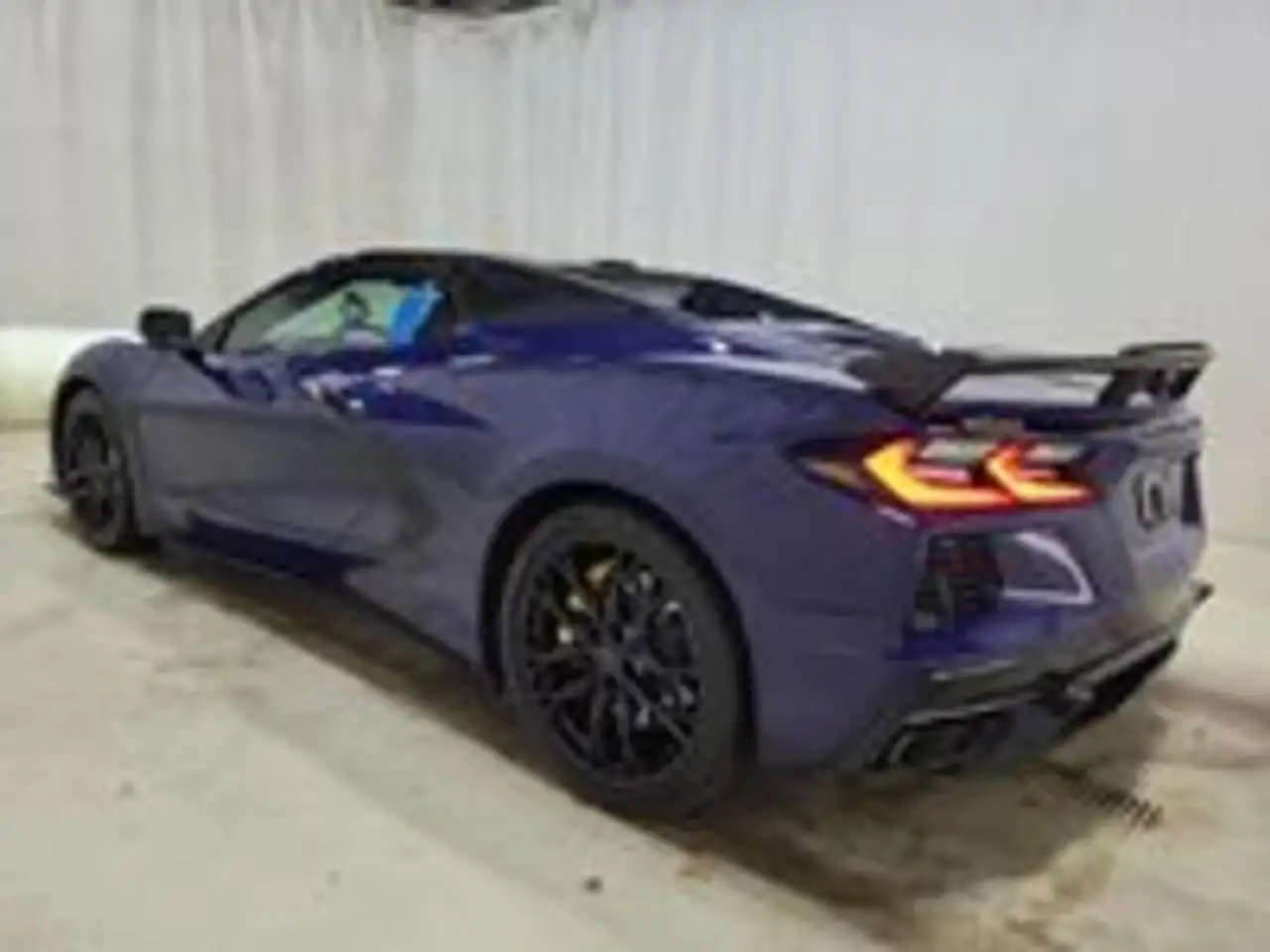 Chevrolet Corvette снимка Chevrolet Corvette