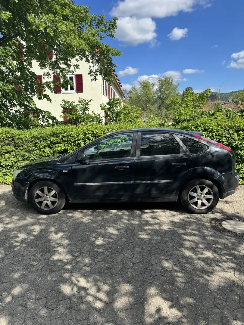 Ford Focus Trend - 2