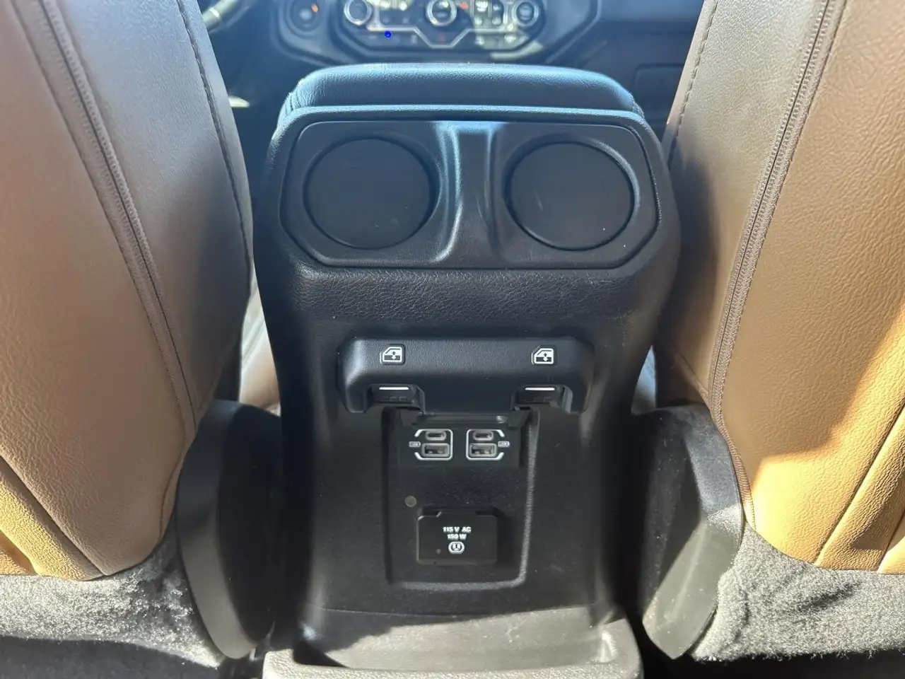 Jeep Wrangler photo Jeep Wrangler