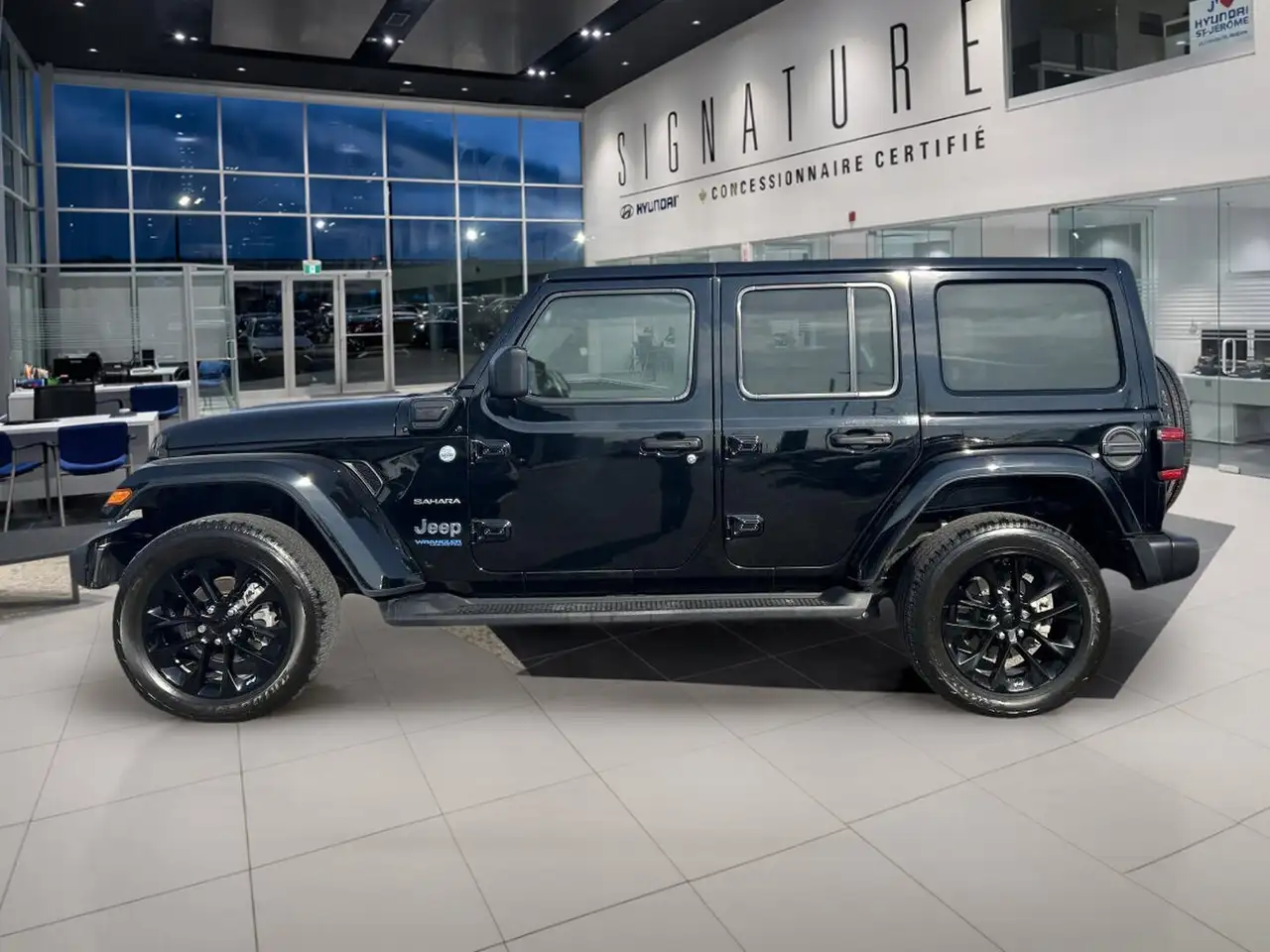 Jeep Wrangler photo Jeep Wrangler